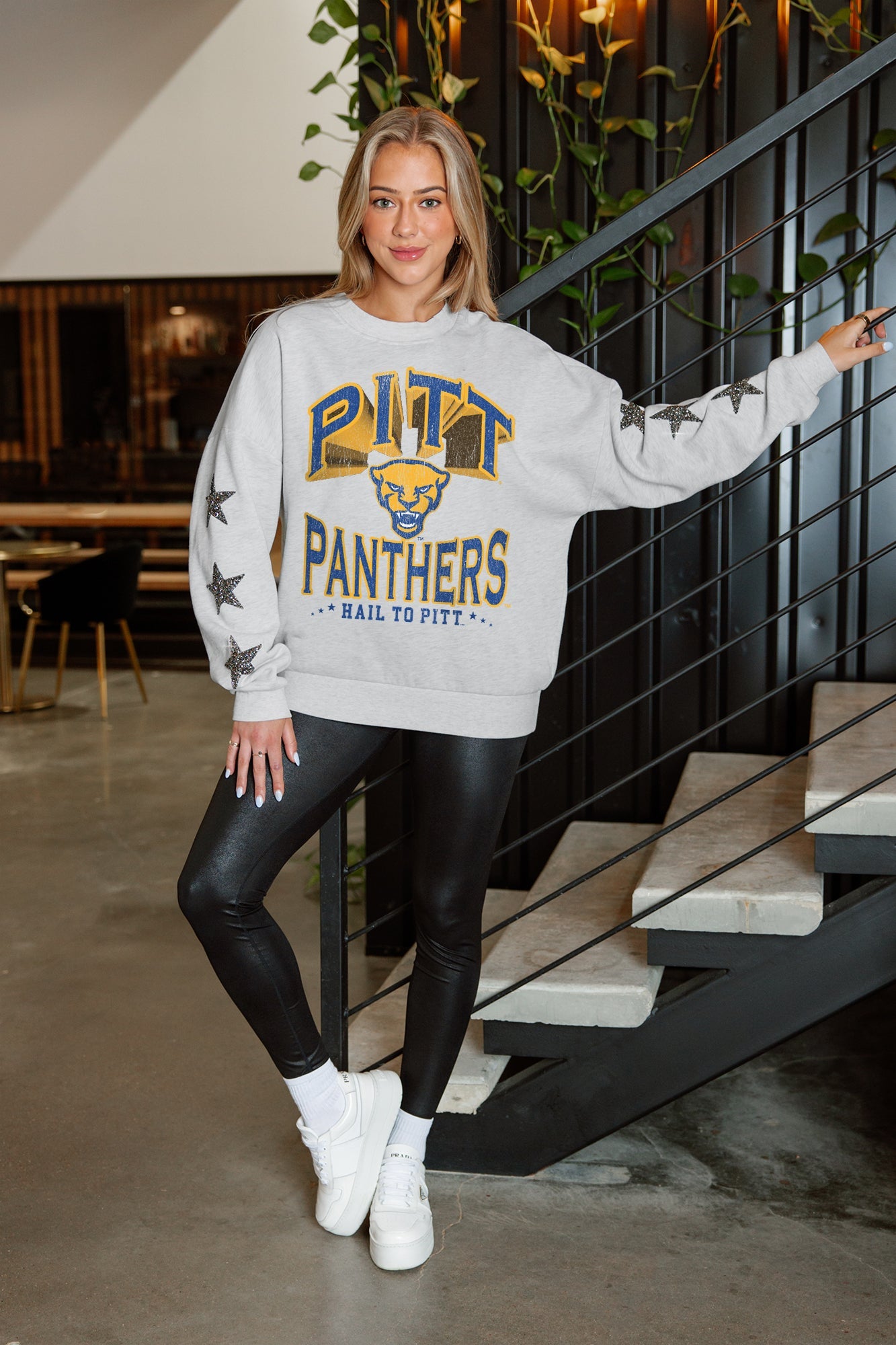 PITTSBURGH PANTHERS RESILIENCE STAR EMBELLISHED CREW SWEATSHIRT