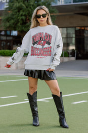 TAMPA BAY BUCCANEERS RESILIENCE STAR EMBELLISHED CREW SWEATSHIRT