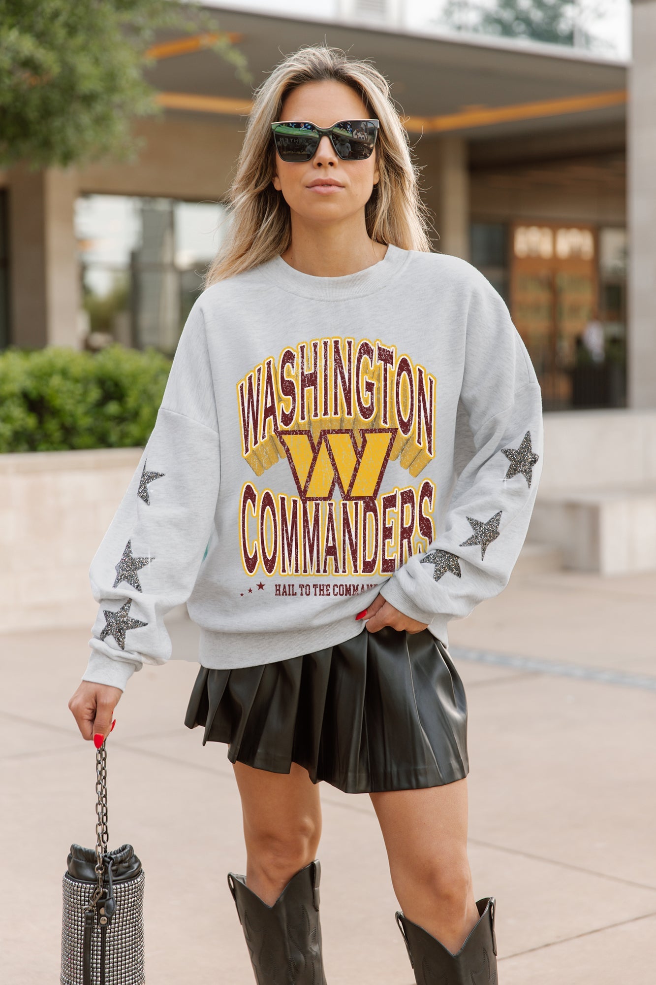 WASHINGTON COMMANDERS RESILIENCE STAR EMBELLISHED CREW SWEATSHIRT
