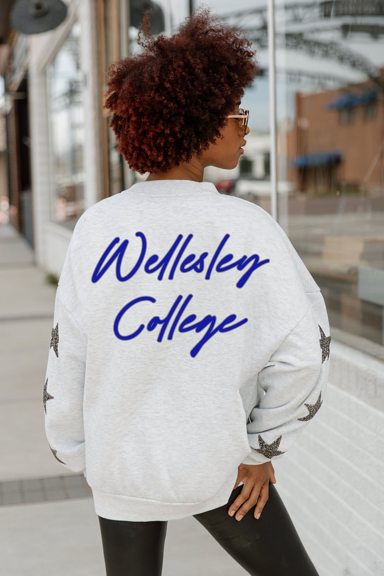 WELLESLEY BLUE DEDICATION EMBELLISHED STAR SLEEVE CREWNECK PULLOVER