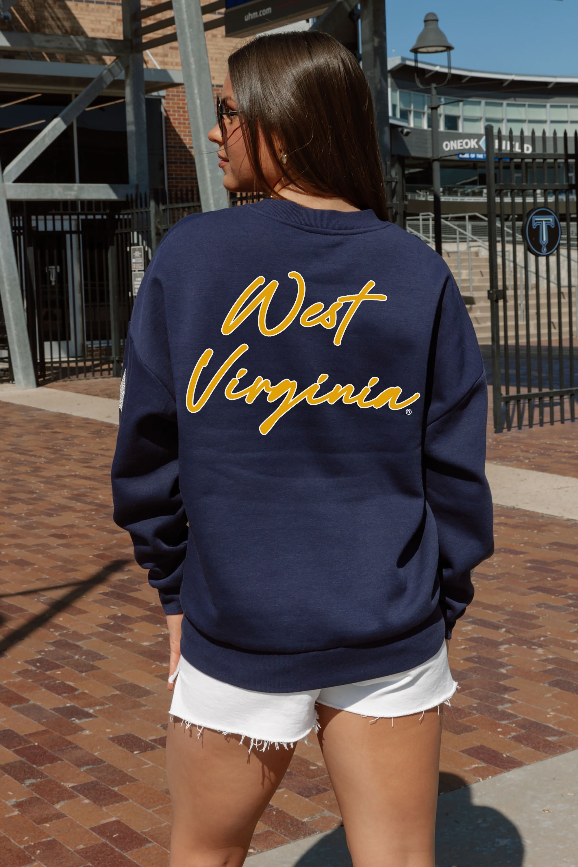 WEST VIRGINIA MOUNTAINEERS DEDICATION EMBELLISHED STAR SLEEVE CREWNECK PULLOVER