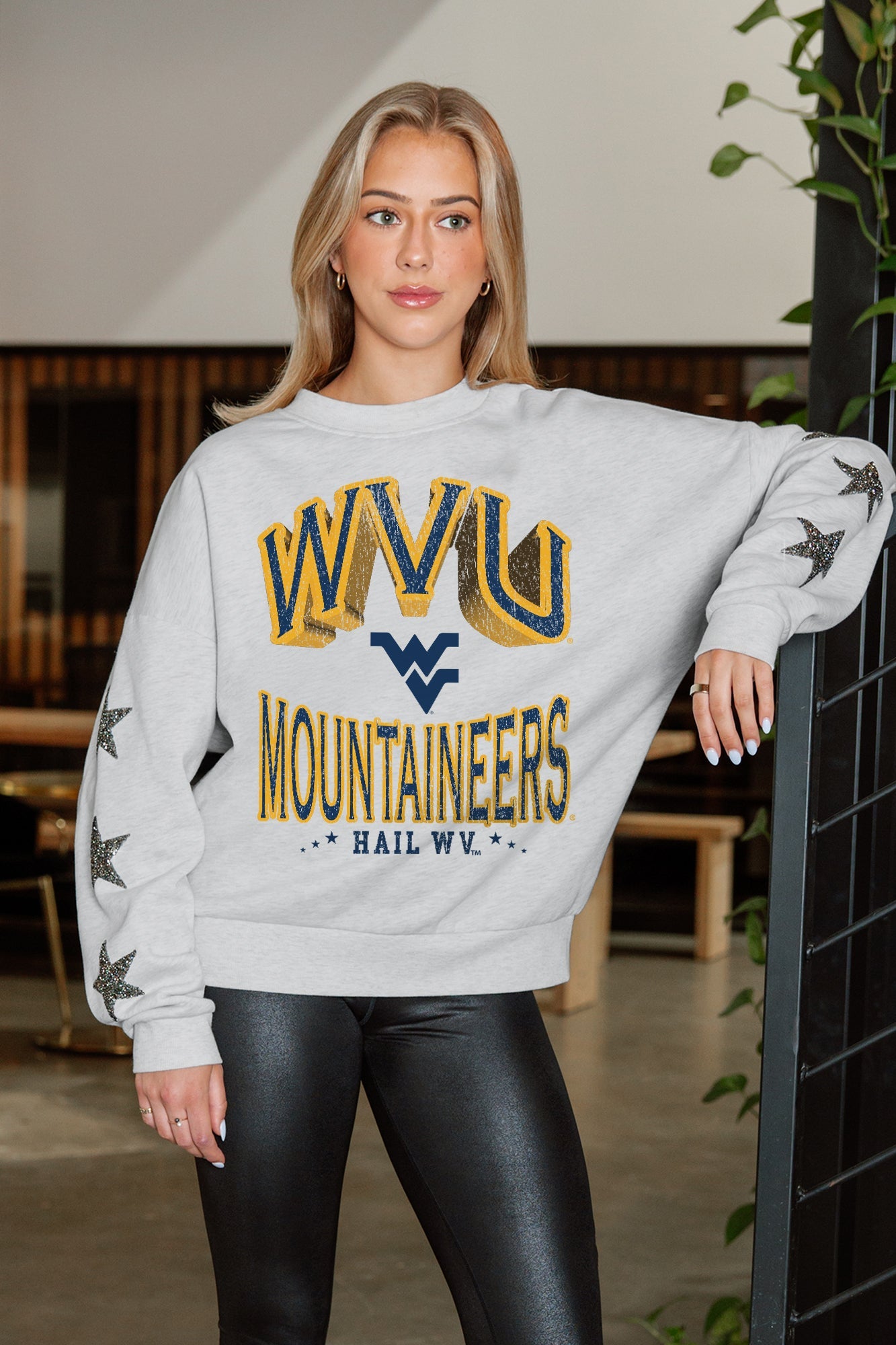 WEST VIRGINIA MOUNTAINEERS RESILIENCE STAR EMBELLISHED CREW SWEATSHIRT