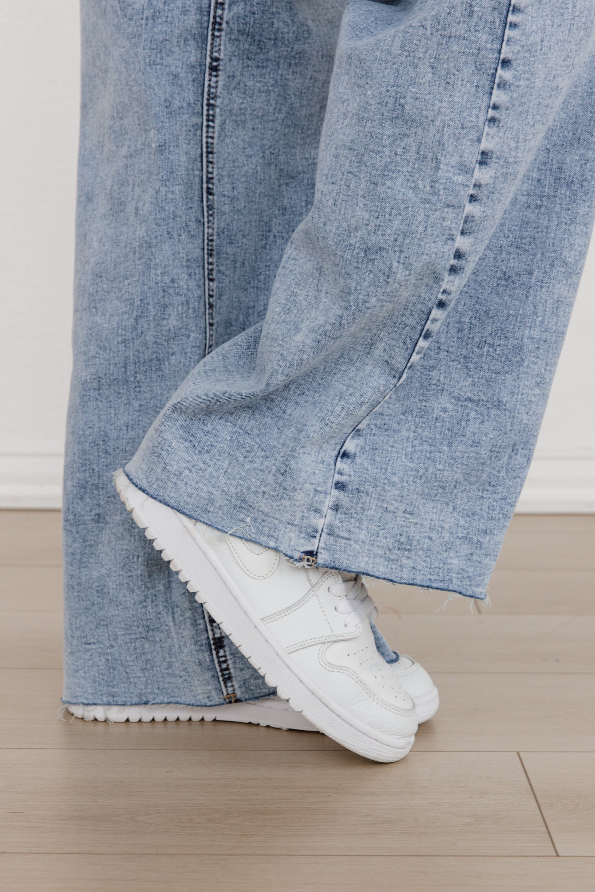 FLARE TRENDSETTER JEANS