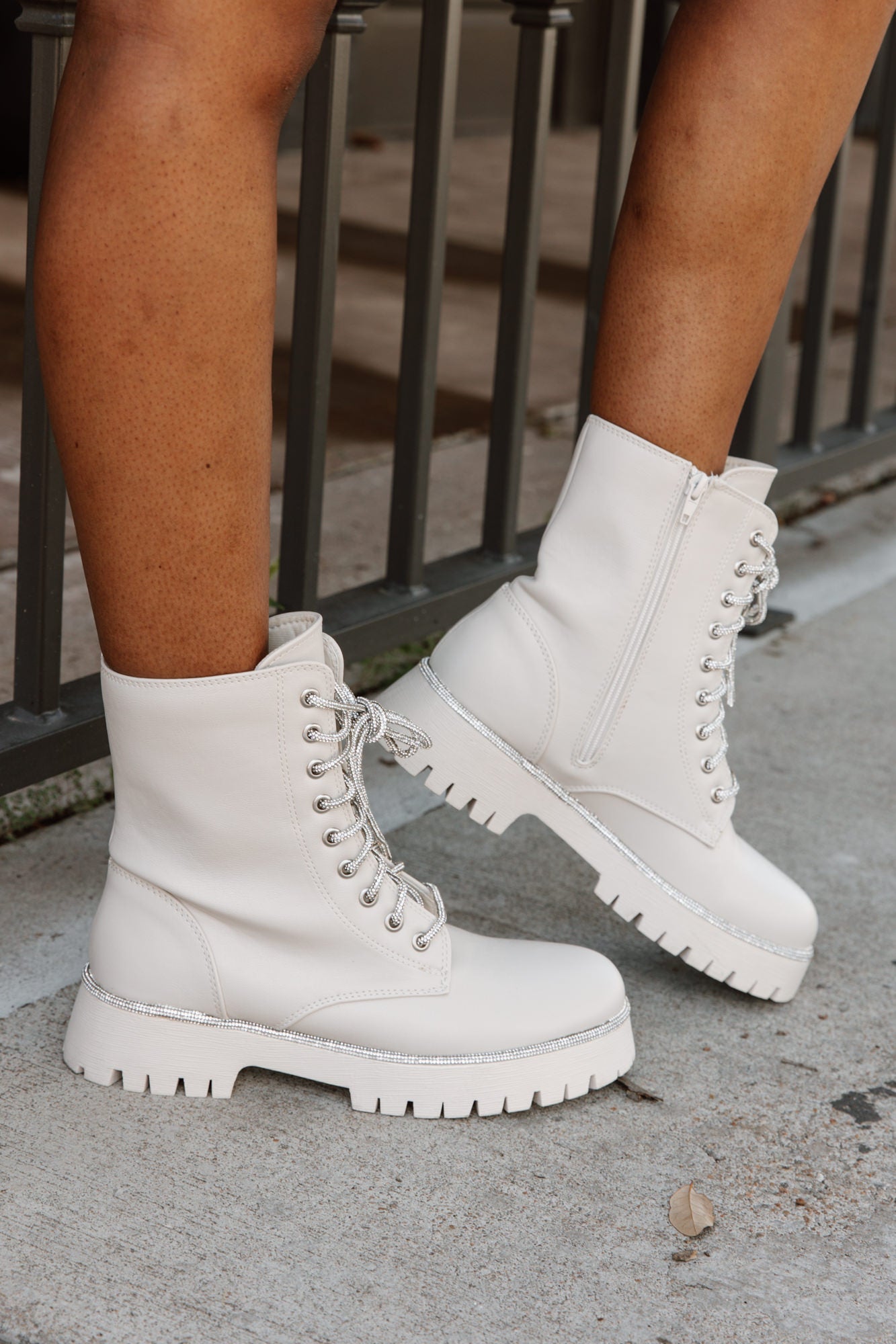 STRUTTIN IN SPARKLES BOOTS IN IVORY