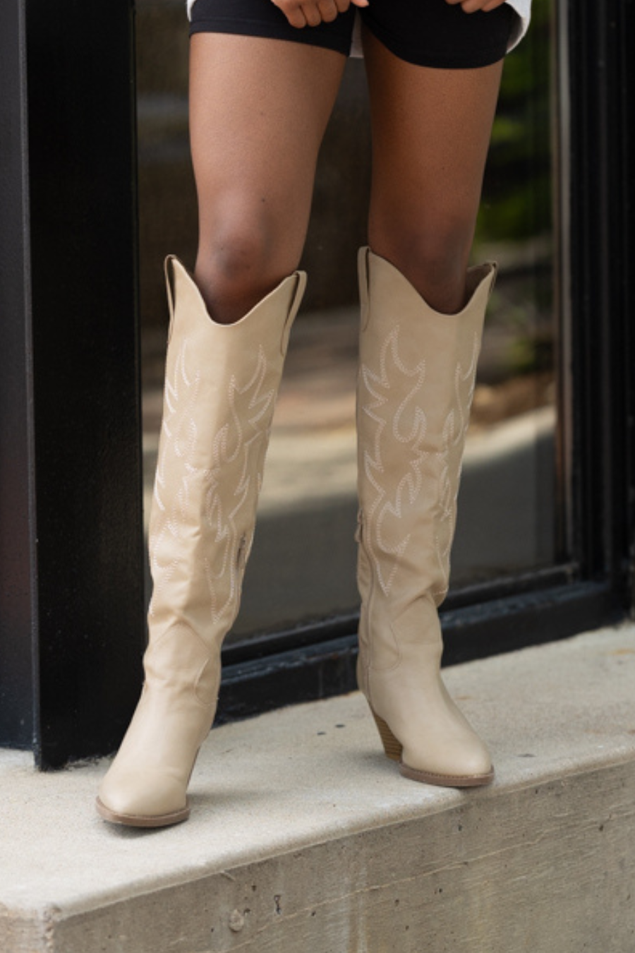 WILD WEST WANDERER BOOTS IN TAUPE