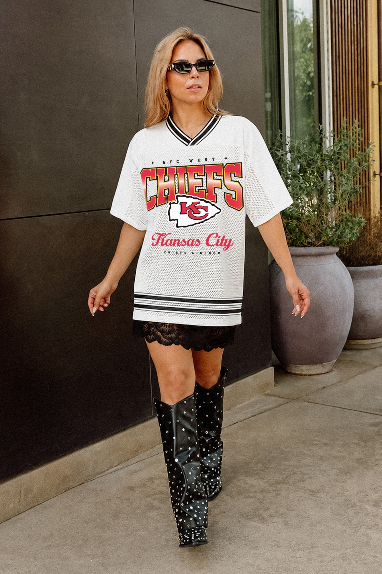 KANSAS CITY CHIEFS SQUAD MENTALITY OVERSIZED MESH FASHION TOP