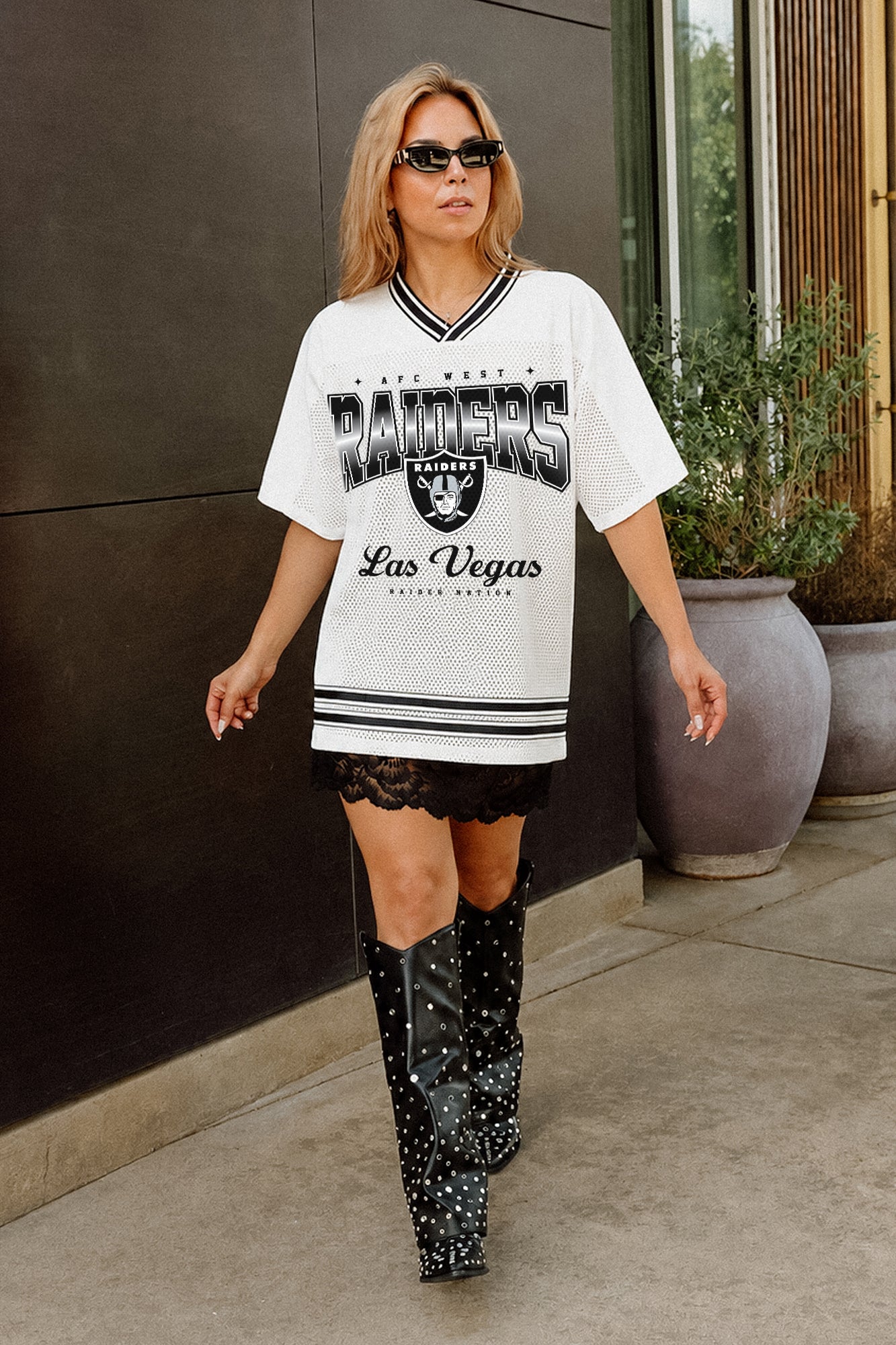 LAS VEGAS RAIDERS SQUAD MENTALITY OVERSIZED MESH FASHION TOP
