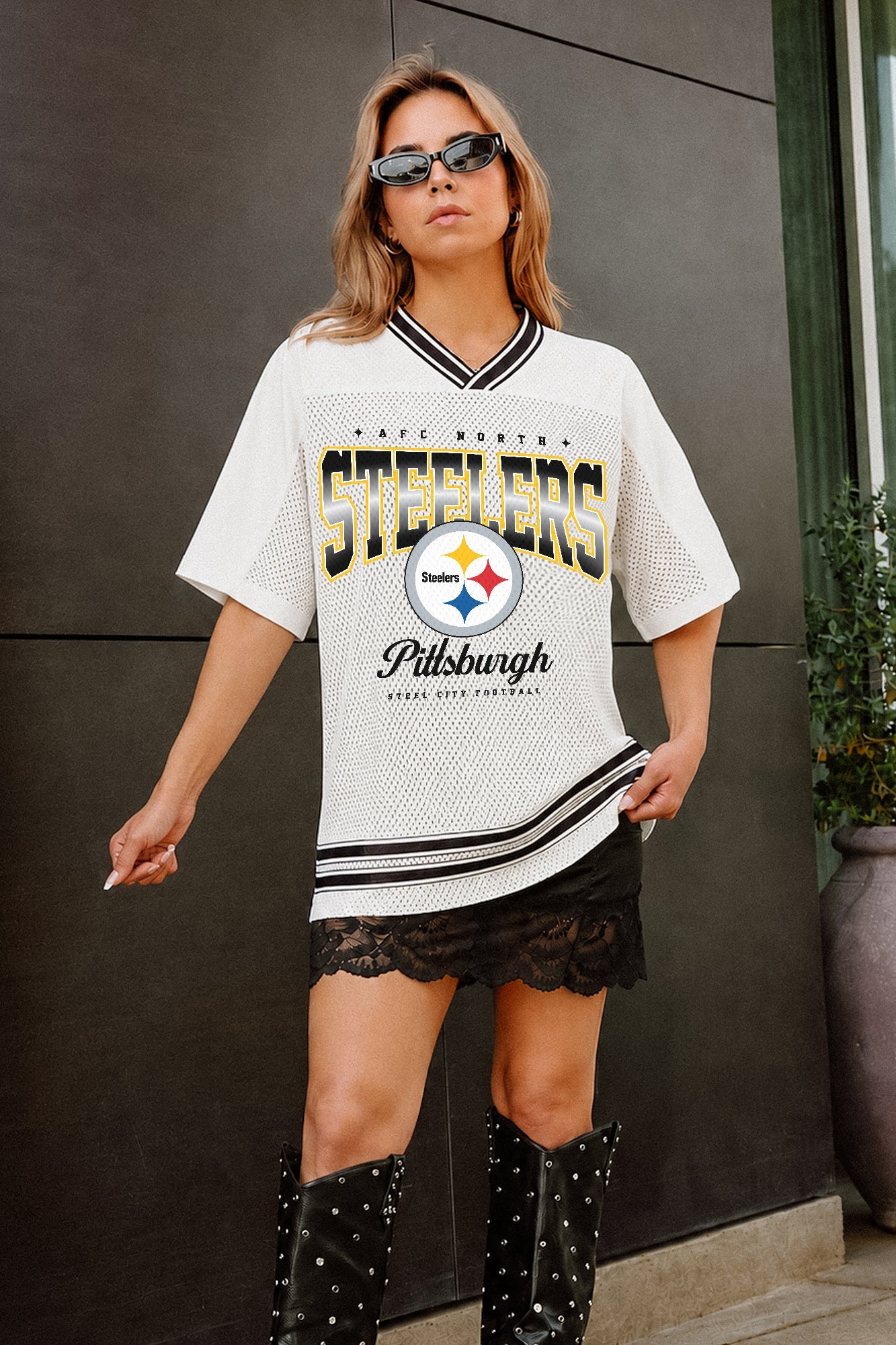 PITTSBURGH STEELERS SQUAD MENTALITY OVERSIZED MESH FASHION TOP