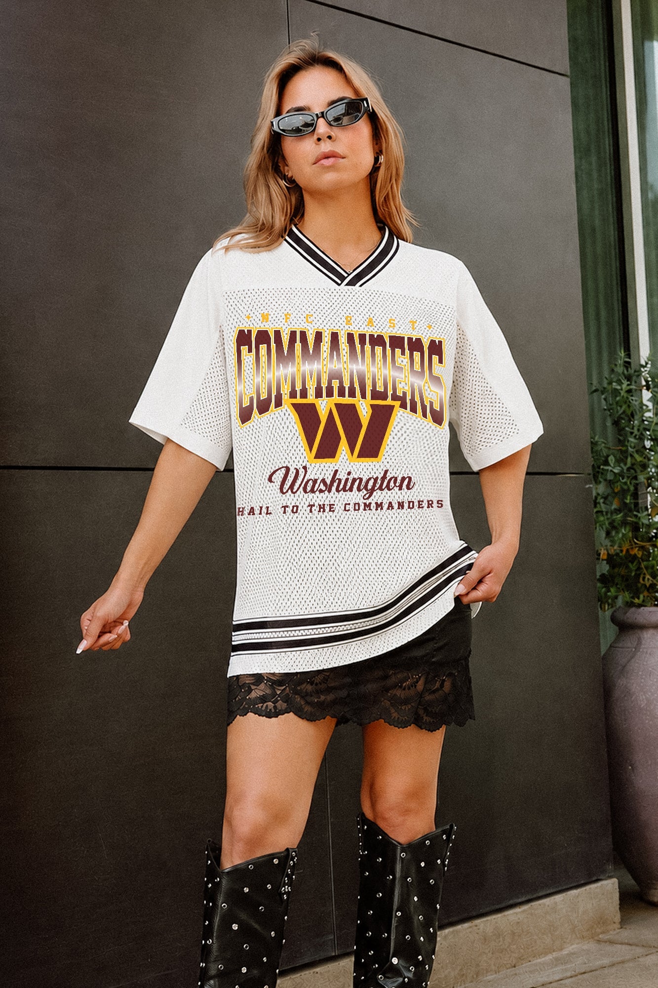 WASHINGTON COMMANDERS SQUAD MENTALITY OVERSIZED MESH FASHION TOP