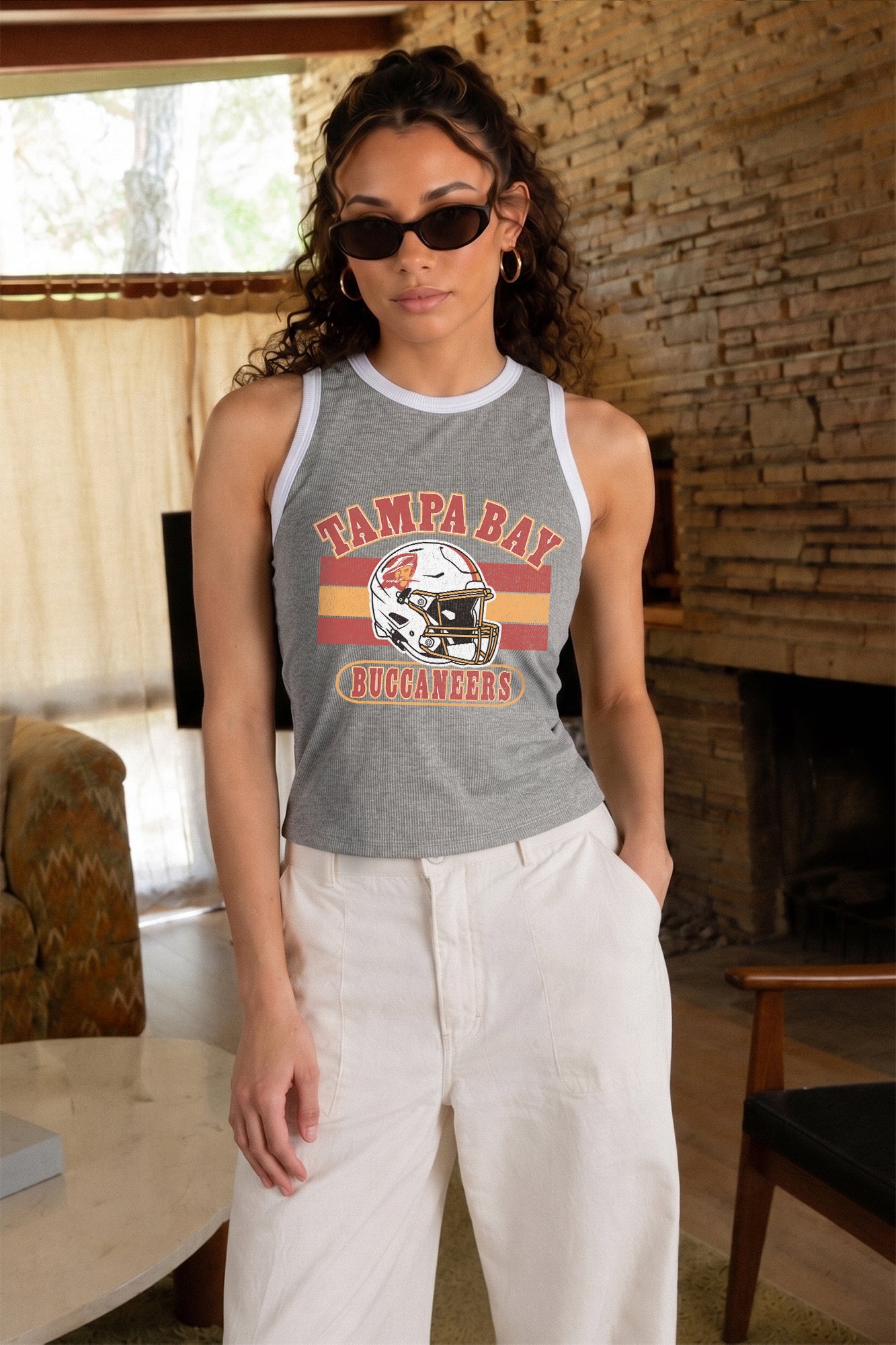 TAMPA BAY BUCCANEERS VICTORY CLUB CONTRAST TRIM FITTED CROP TANK TOP