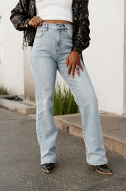 BELTED BELLE DENIM JEANS