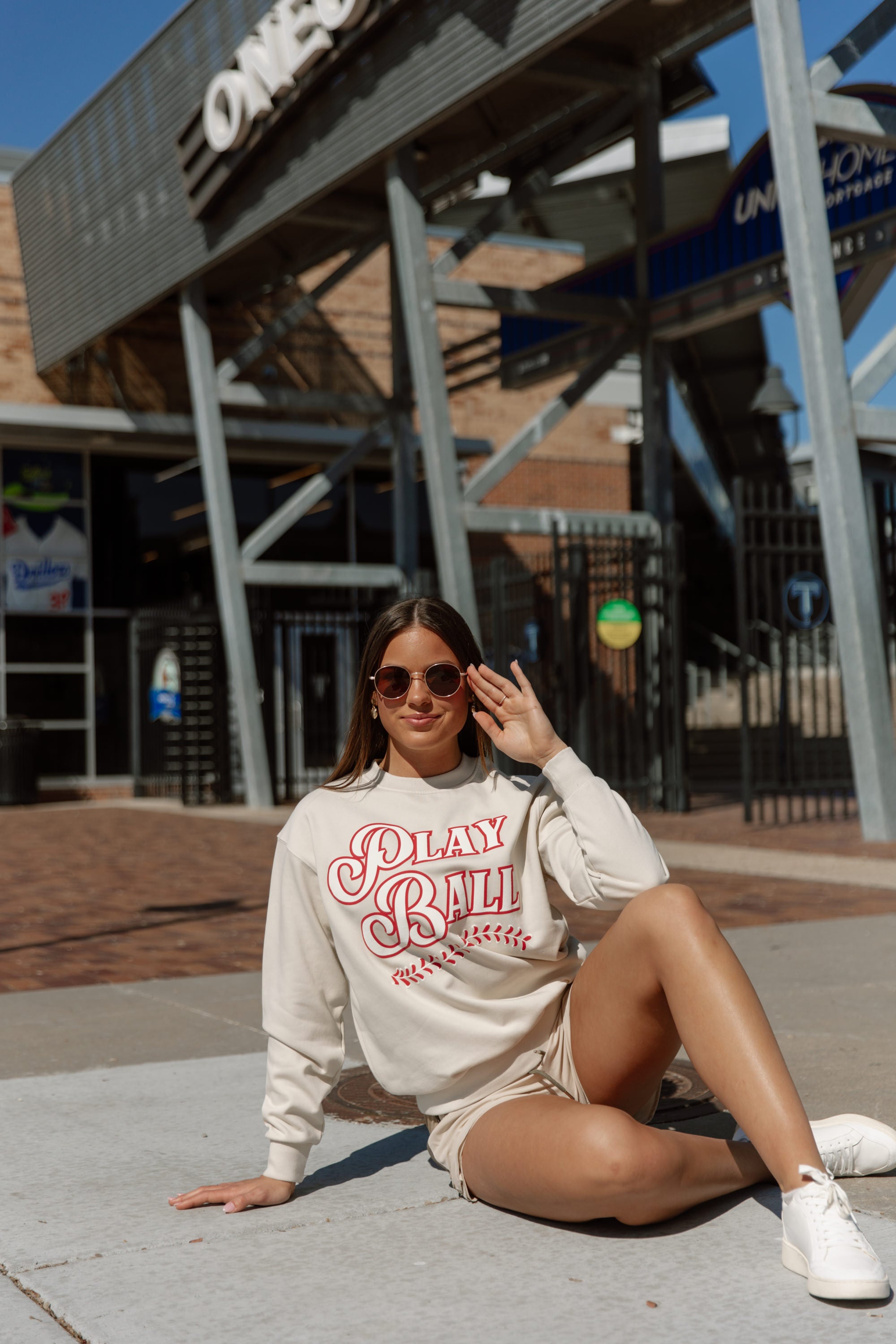 PITCH PERFECT GRAPHIC PULLOVER