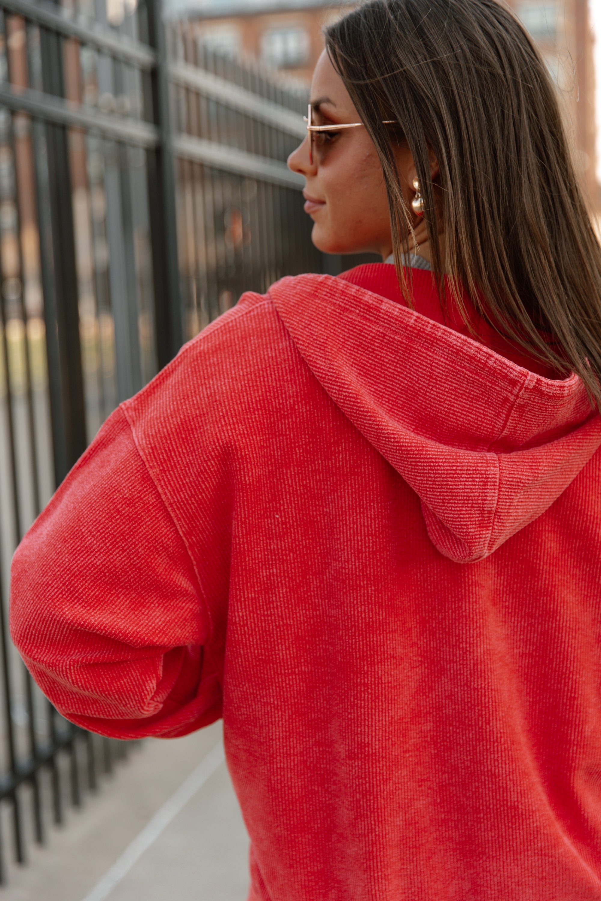 VINTAGE VIBE ZIP HOODIE IN RED