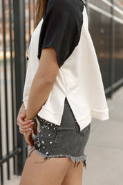 COLOR BLOCK BLISS TOP IN BLACK