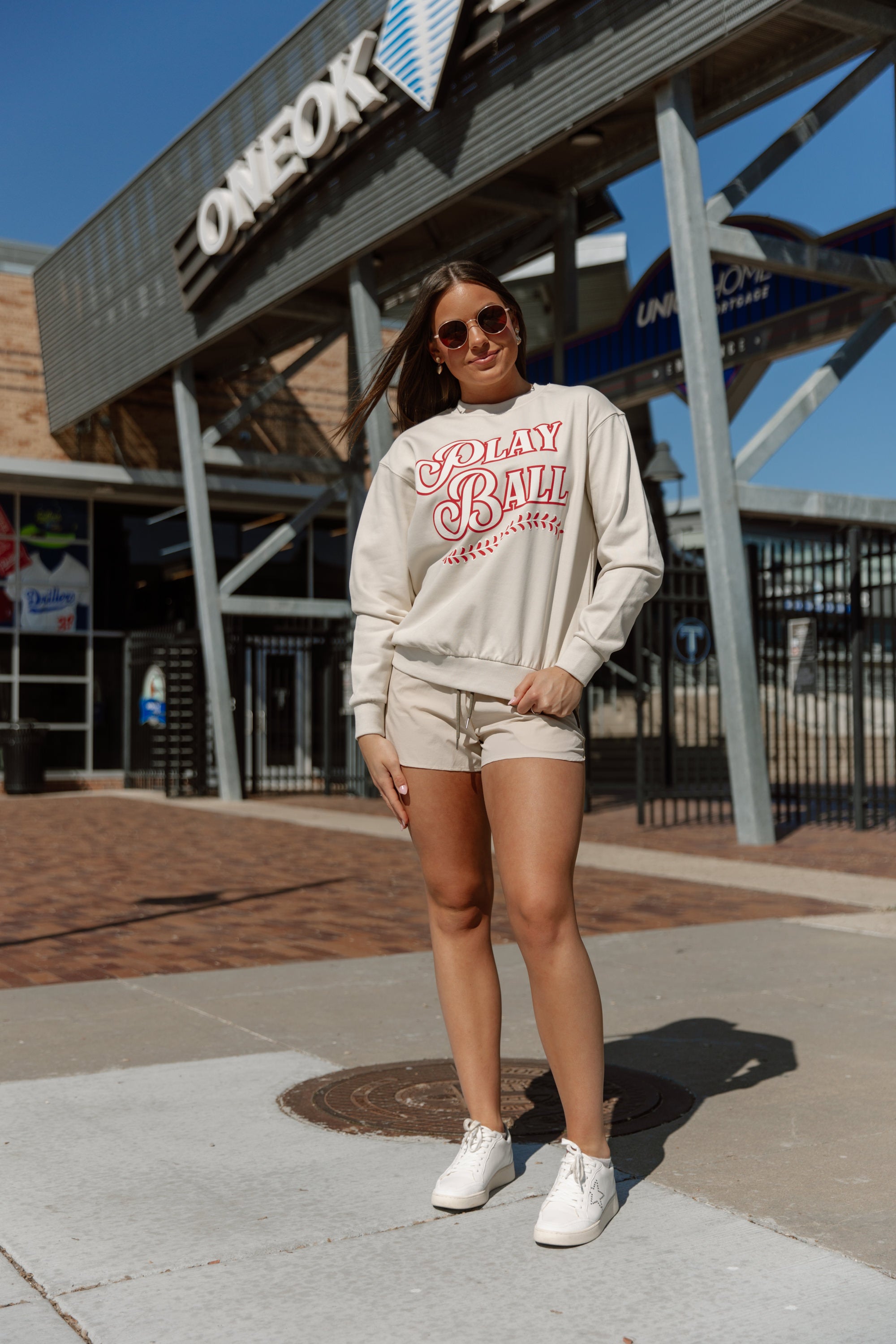 PITCH PERFECT GRAPHIC PULLOVER