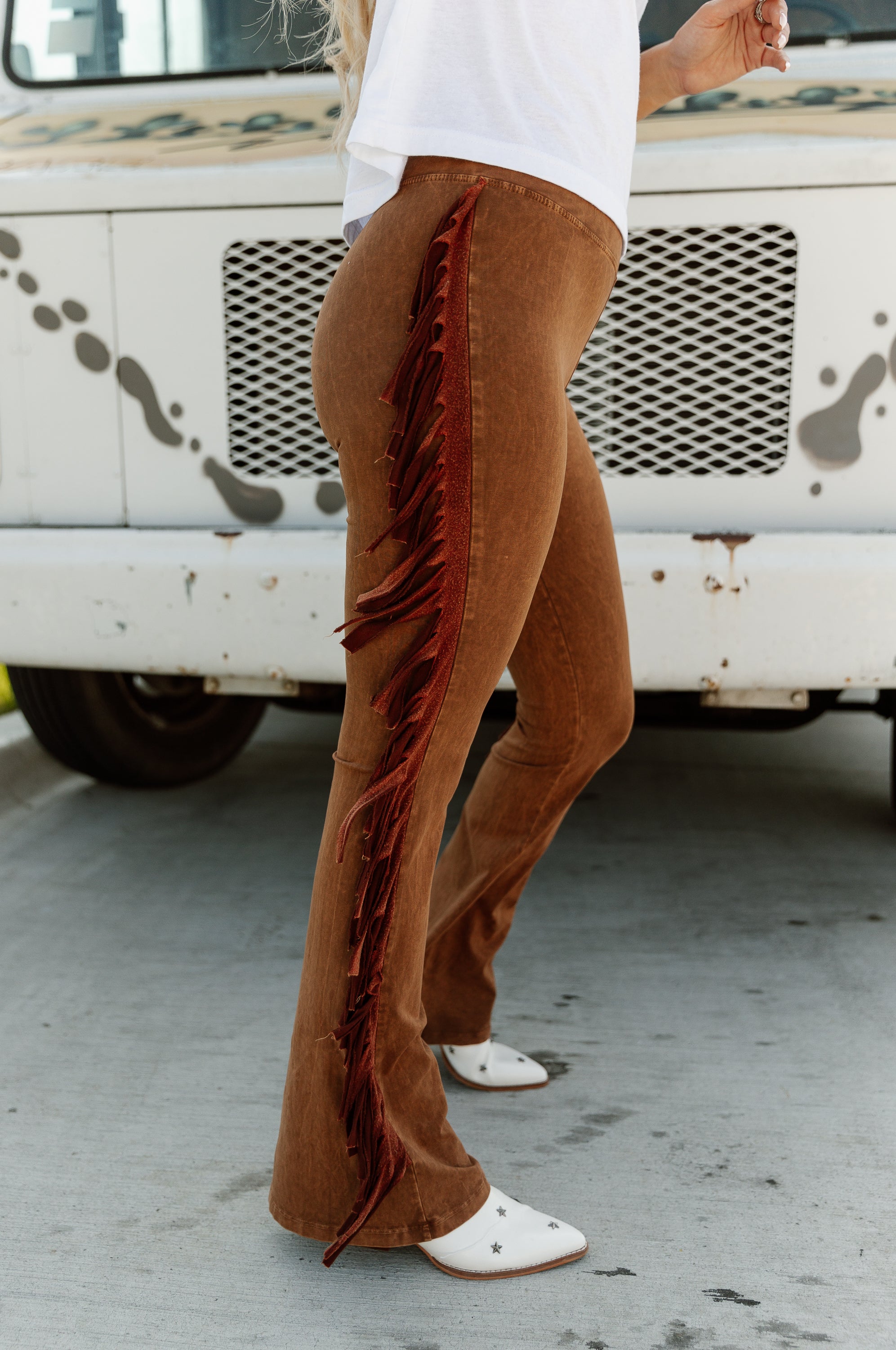 ULTIMATE FRINGE MINERAL WASHED FLARED PANTS