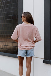 VICTORY VIBES GRAPHIC TEE