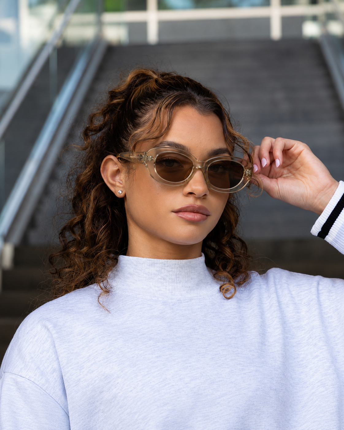 RETRO REVIVAL OVAL SUNGLASSES