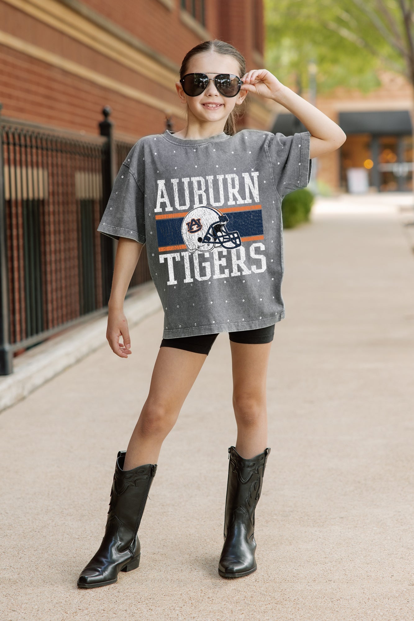 AUBURN TIGERS ON THE BALL KIDS MINI RHINESTONE OVERSIZED TEE