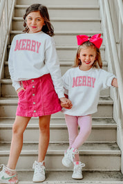 MERRY VARSITY LETTERS KIDS CREW SWEATSHIRT IN WHITE