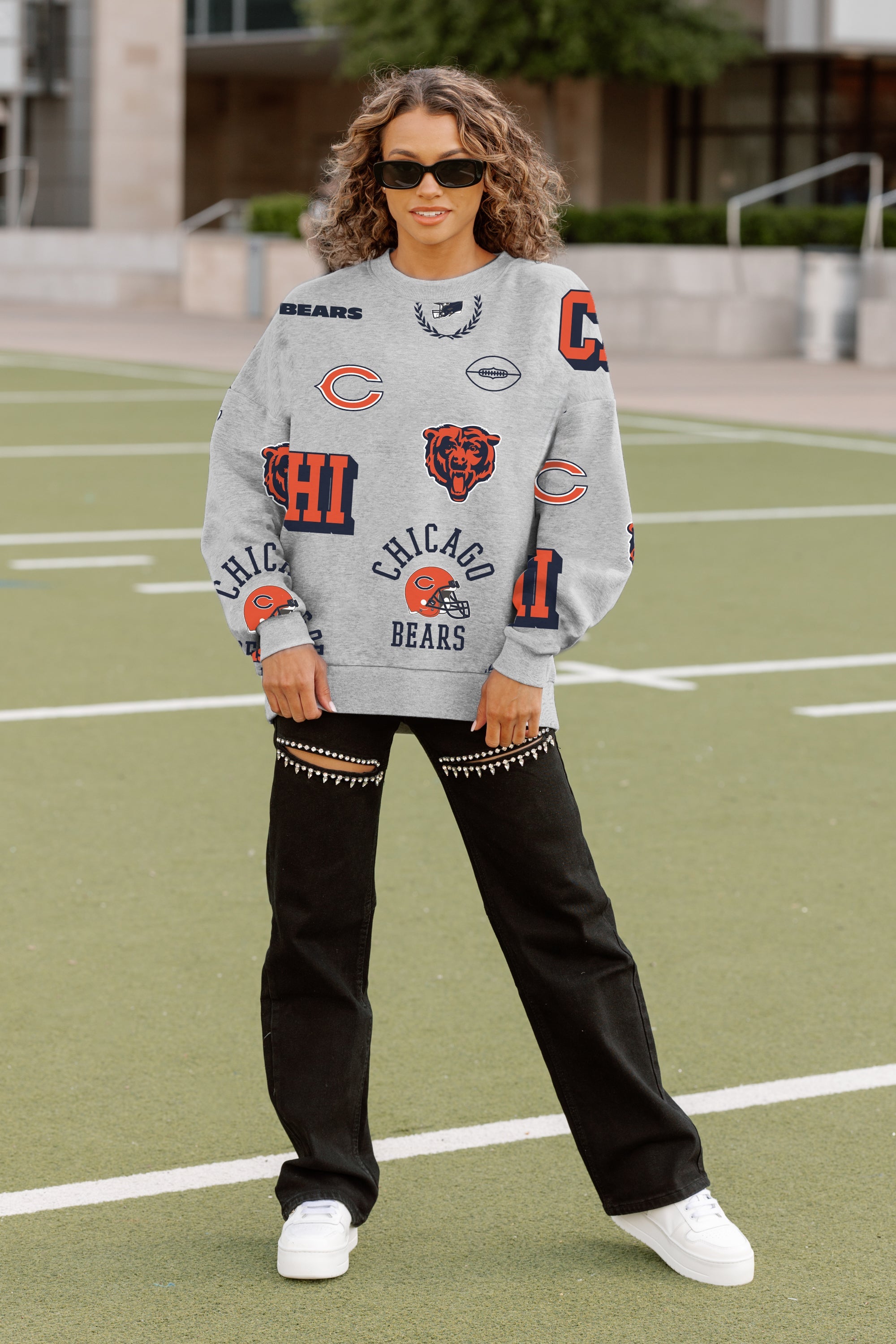 CHICAGO BEARS ALWAYS ON REPEAT PREMIUM FLEECE CREW SWEATSHIRT