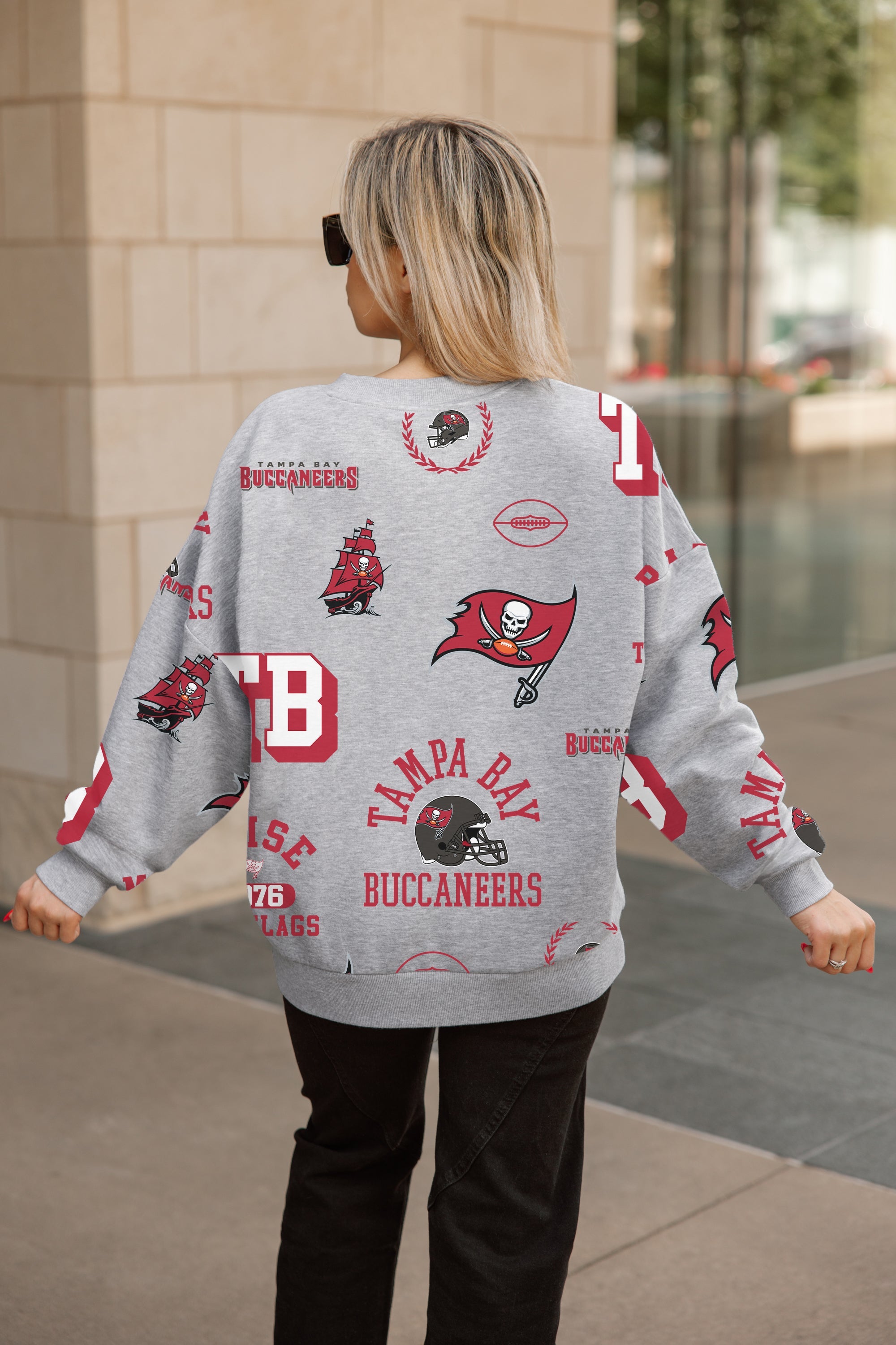 TAMPA BAY BUCCANEERS ALWAYS ON REPEAT PREMIUM FLEECE CREW SWEATSHIRT