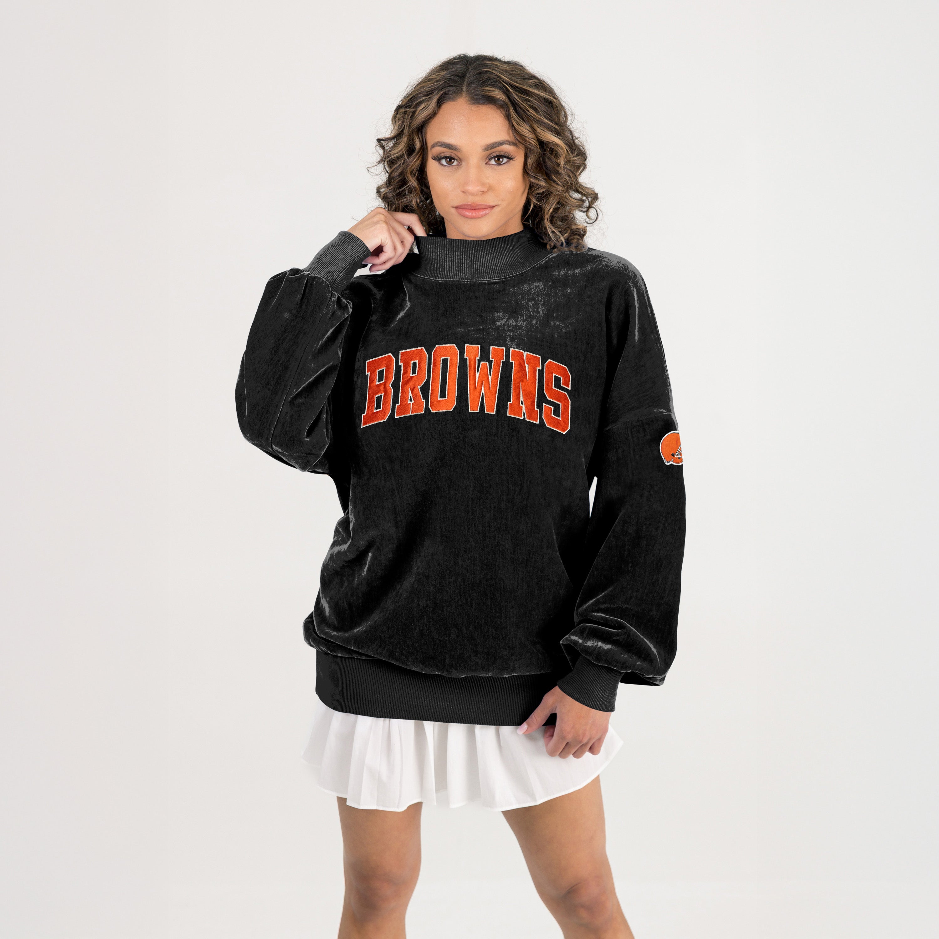 NFL Cleveland Brownsクリーブランド・ブラウンズ スエットL黒 CLEVELAND BROWNS MAKE A MOVE MOCK NECK CHENILLE PULLOVER | Gameday