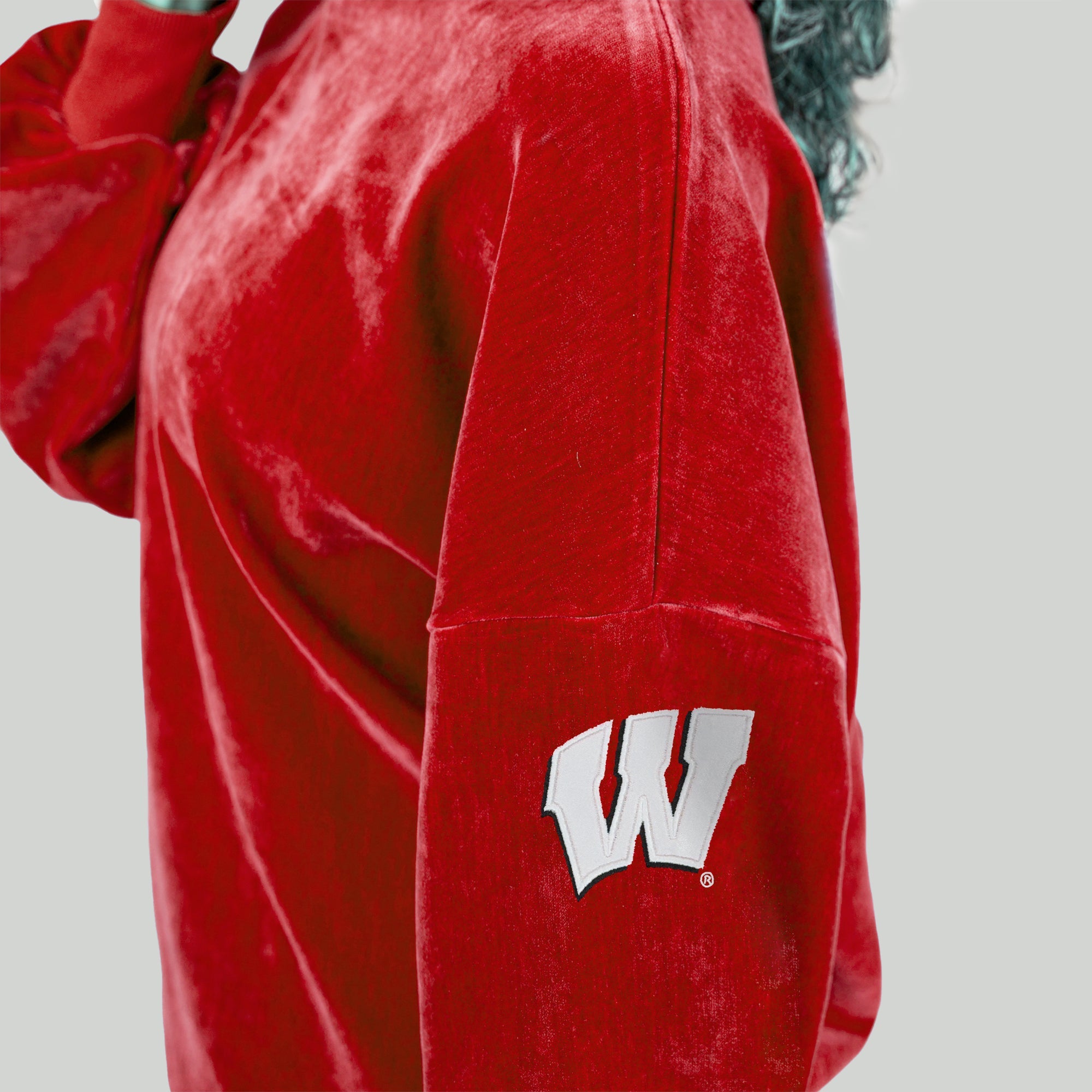 WISCONSIN BADGERS MAKE A MOVE MOCK NECK CHENILLE PULLOVER