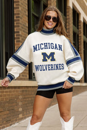MICHIGAN WOLVERINES VIVID MOTION COLORBLOCK TURTLENECK PULLOVER