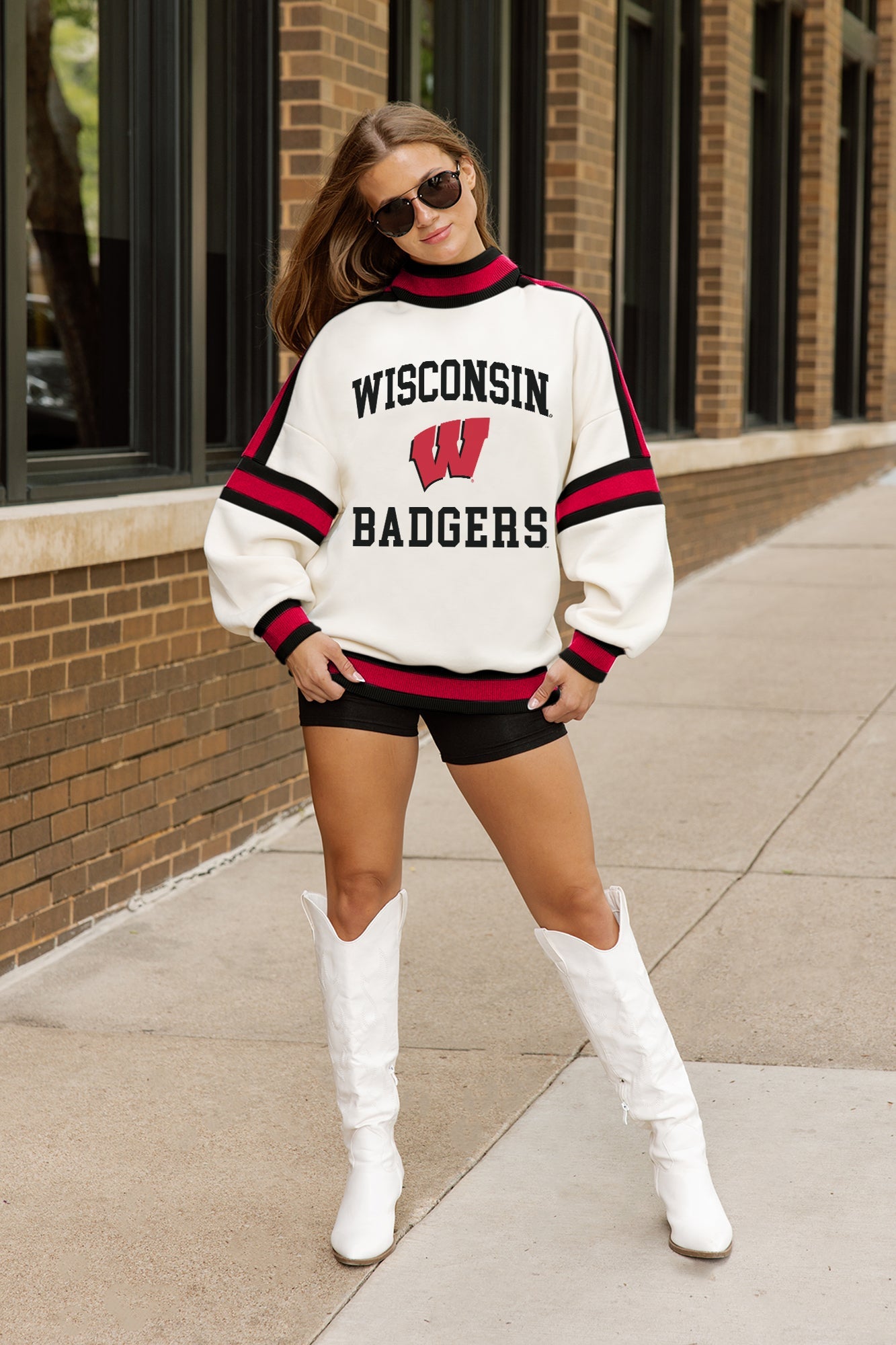 WISCONSIN BADGERS VIVID MOTION COLORBLOCK TURTLENECK PULLOVER