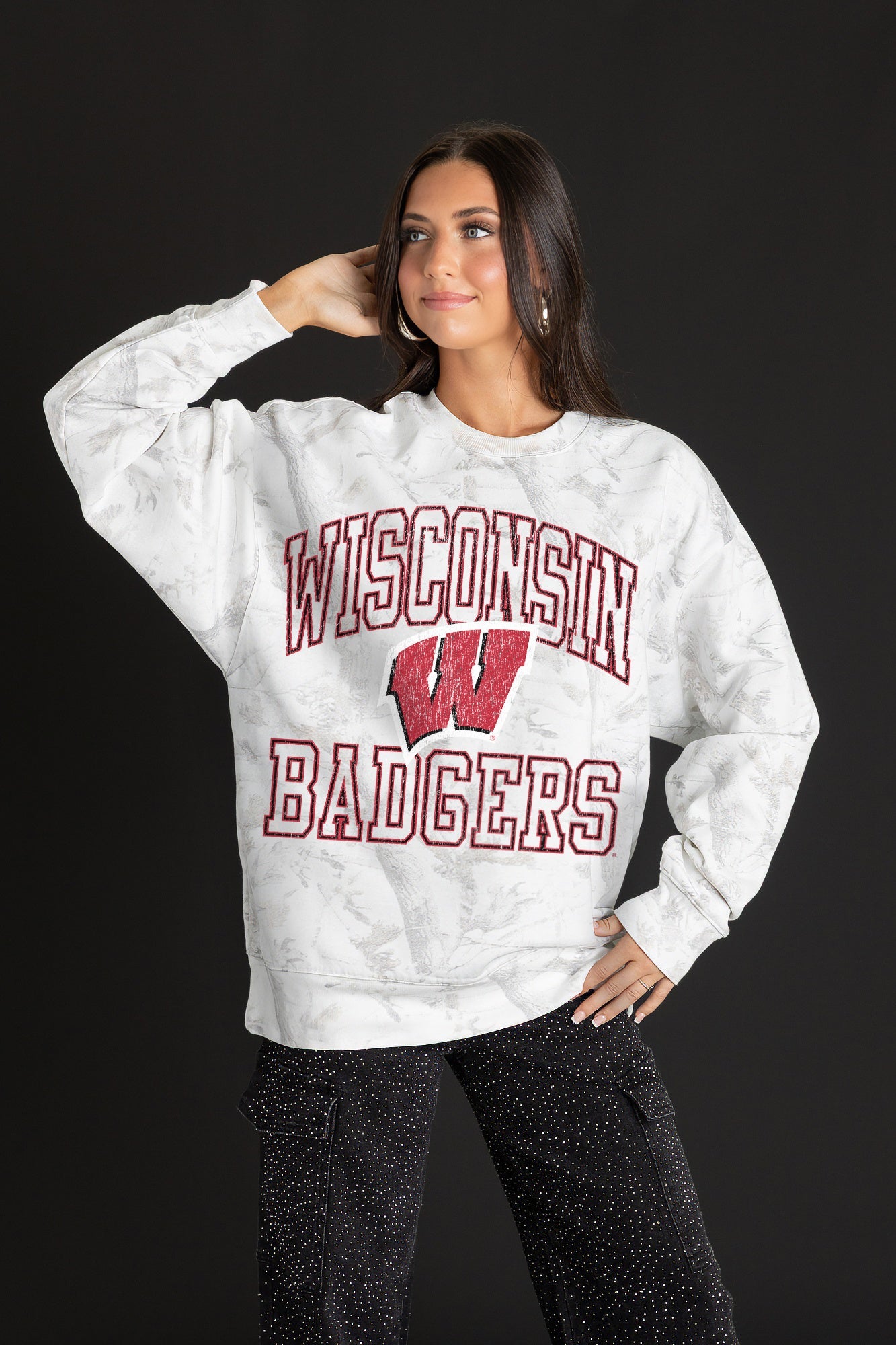 WISCONSIN BADGERS WHITEOUT PREMIUM DROP SHOULDER PULLOVER