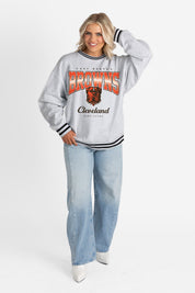 CLEVELAND BROWNS GRIDIRON DRIVE CREW FLEECE RINGER SWEATSHIRT