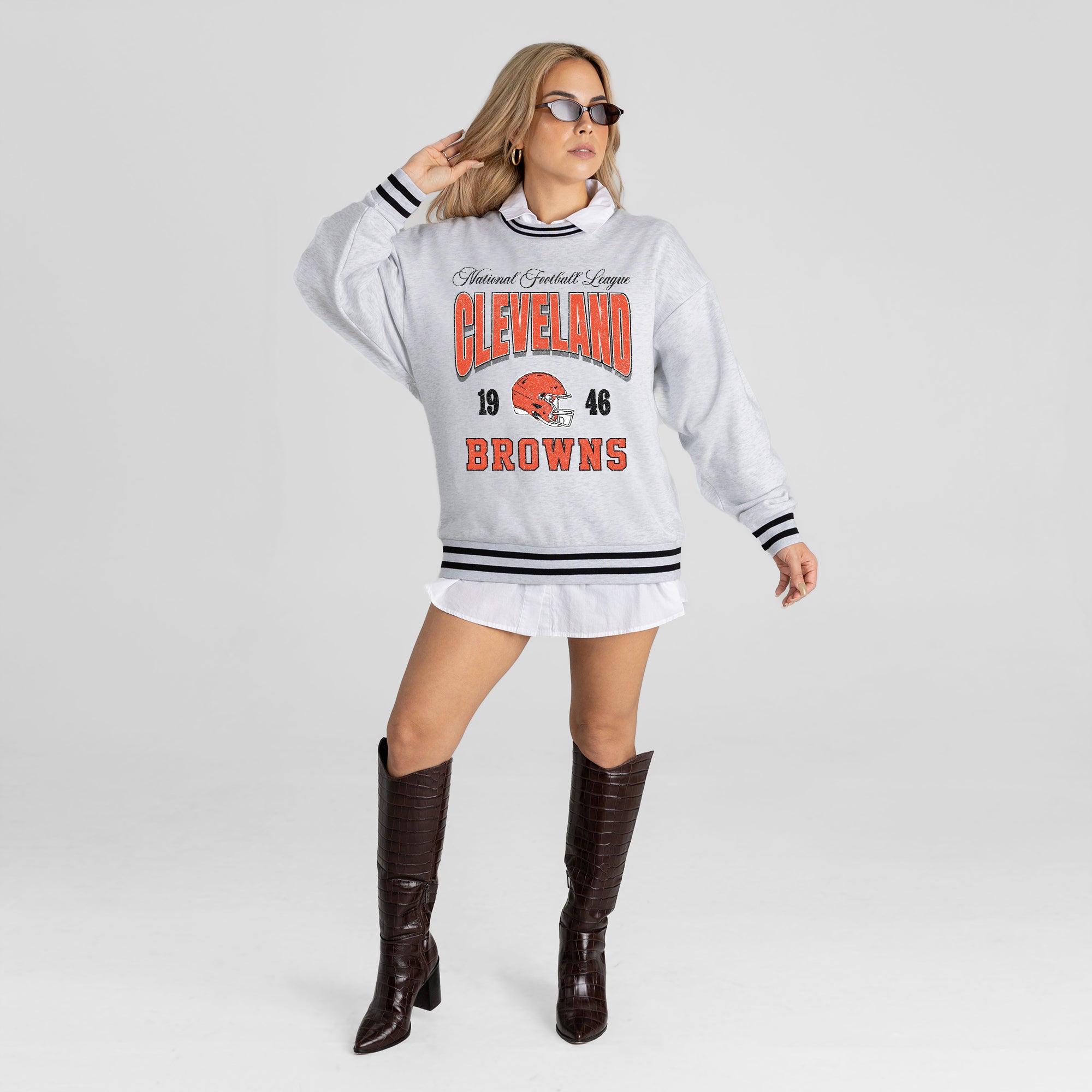 CLEVELAND BROWNS COOL VIBES CREW FLEECE RINGER SWEATSHIRT