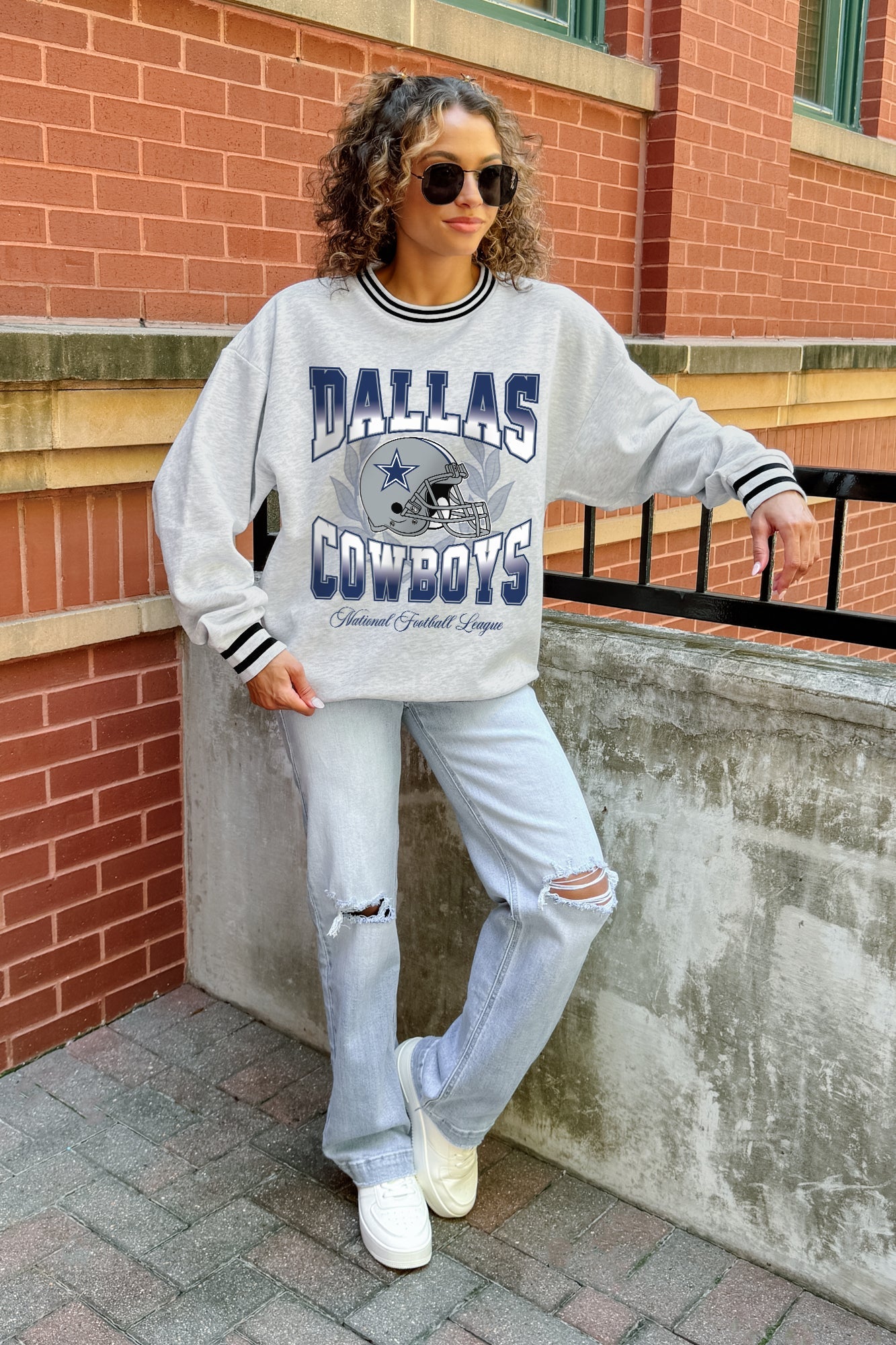 DALLAS COWBOYS FADE ROUTE CREW FLEECE RINGER SWEATSHIRT