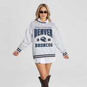 DENVER BRONCOS COOL VIBES CREW FLEECE RINGER SWEATSHIRT