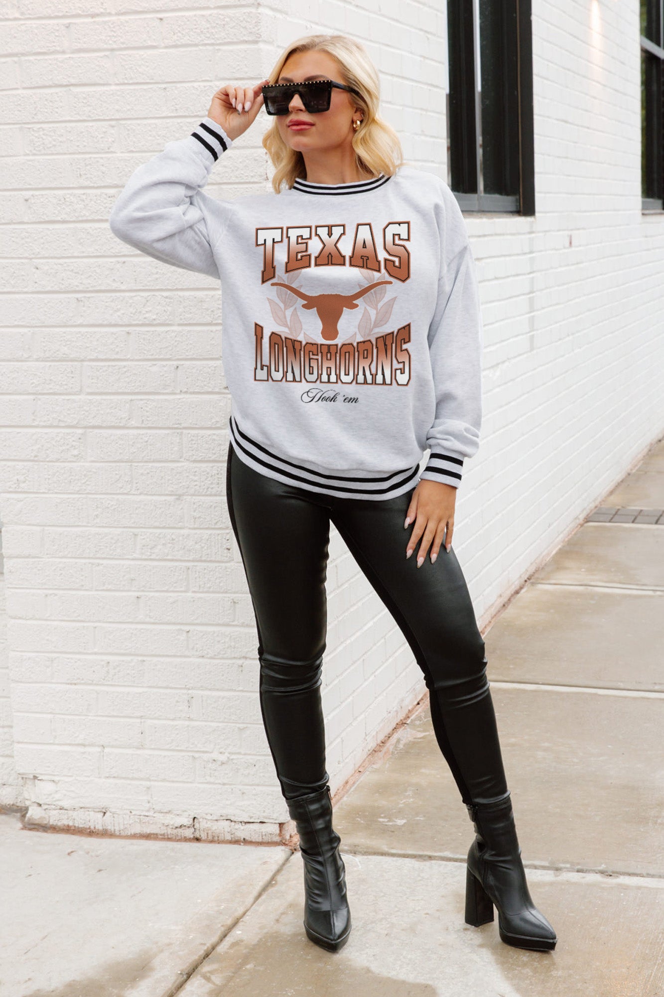 TEXAS LONGHORNS FADE ROUTE CREW FLEECE RINGER SWEATSHIRT