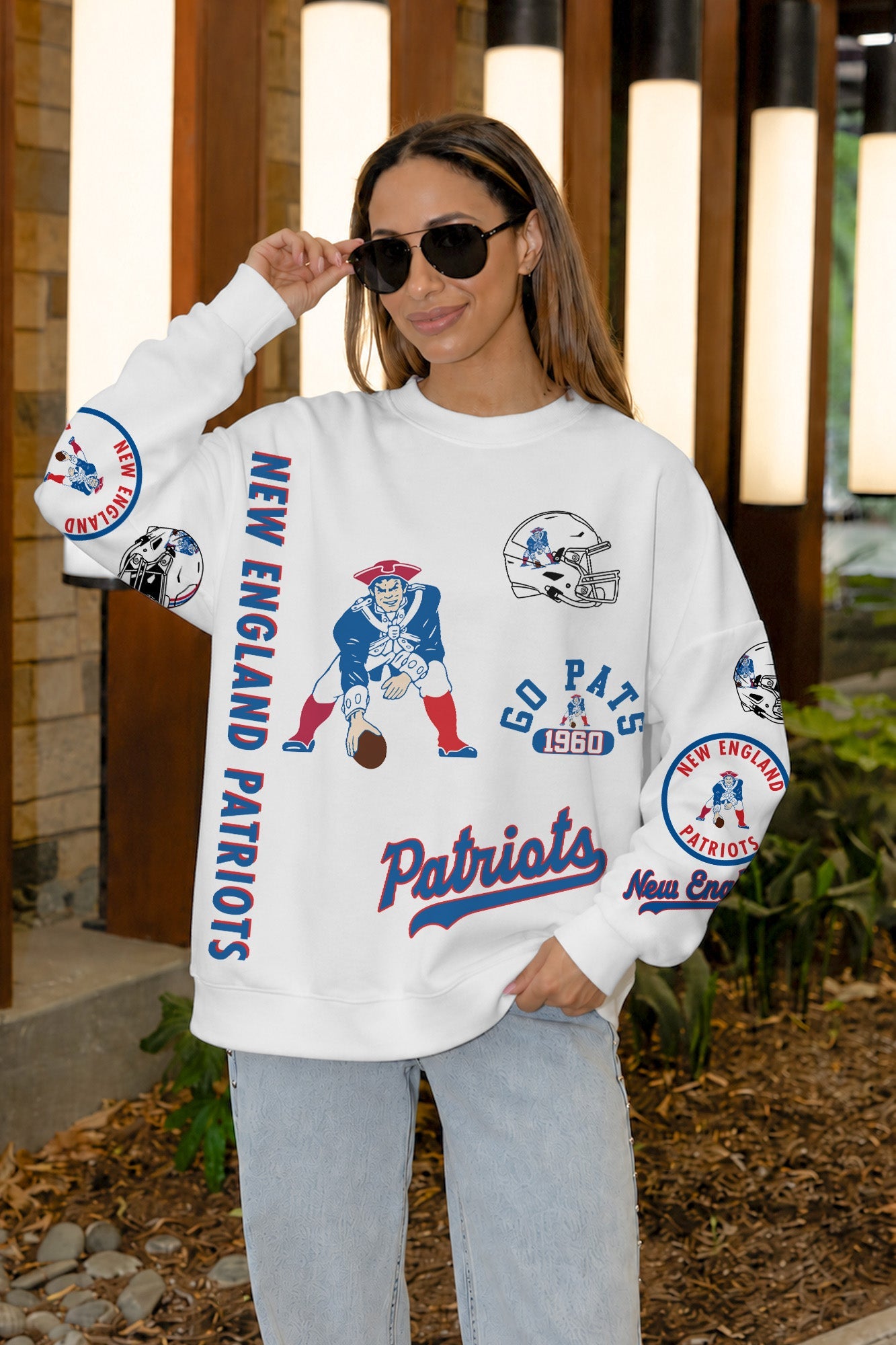 NEW ENGLAND PATRIOTS PRIME TIME PREMIUM CREWNECK SWEATSHIRT