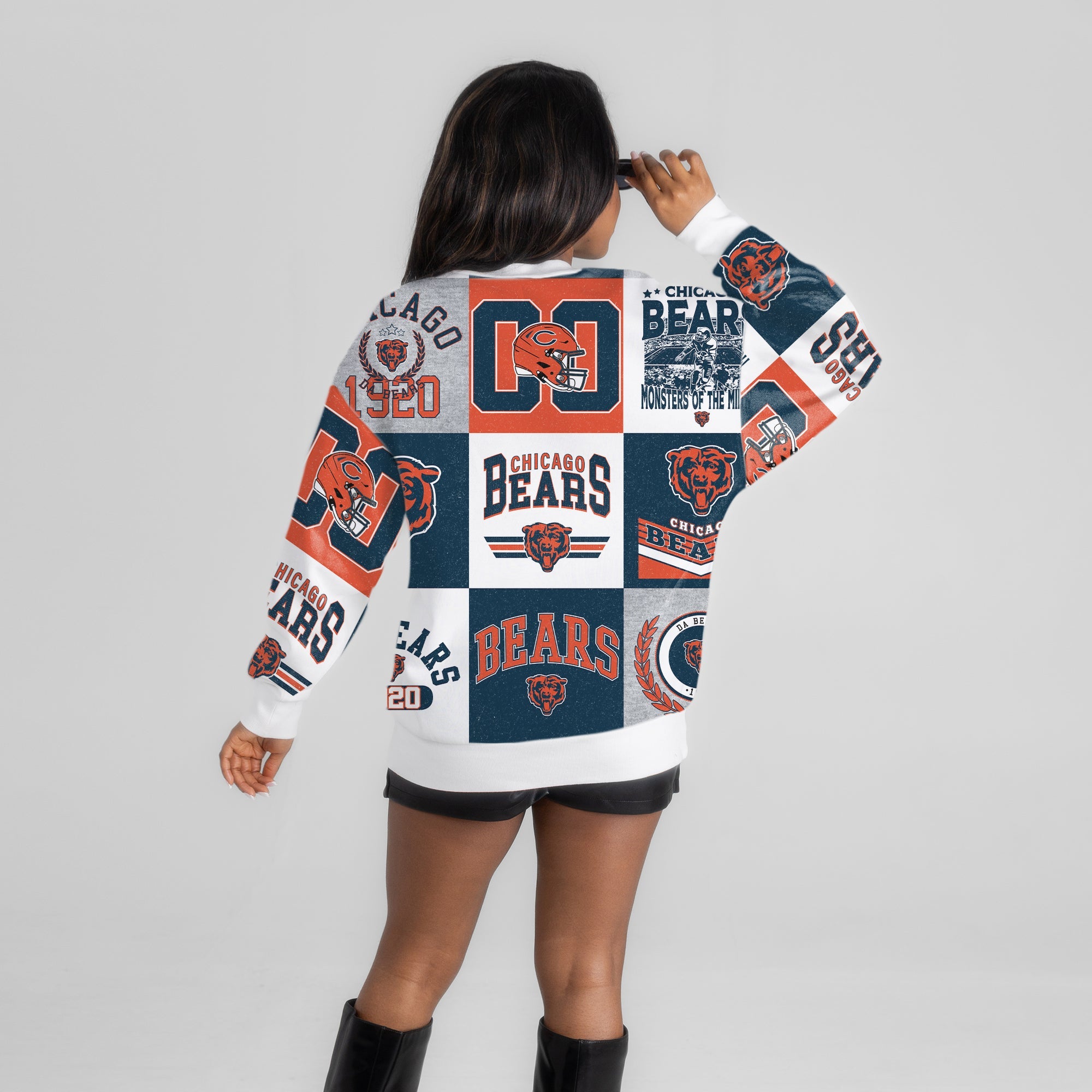 CHICAGO BEARS HIGHLIGHT REEL PREMIUM CREWNECK SWEATSHIRT