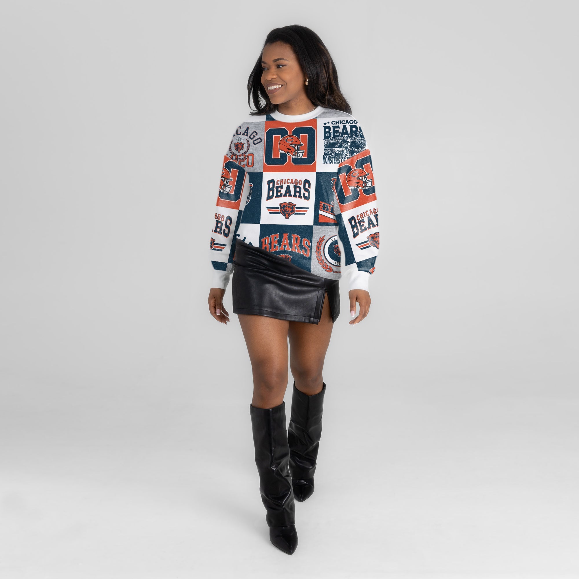 CHICAGO BEARS HIGHLIGHT REEL PREMIUM CREWNECK SWEATSHIRT