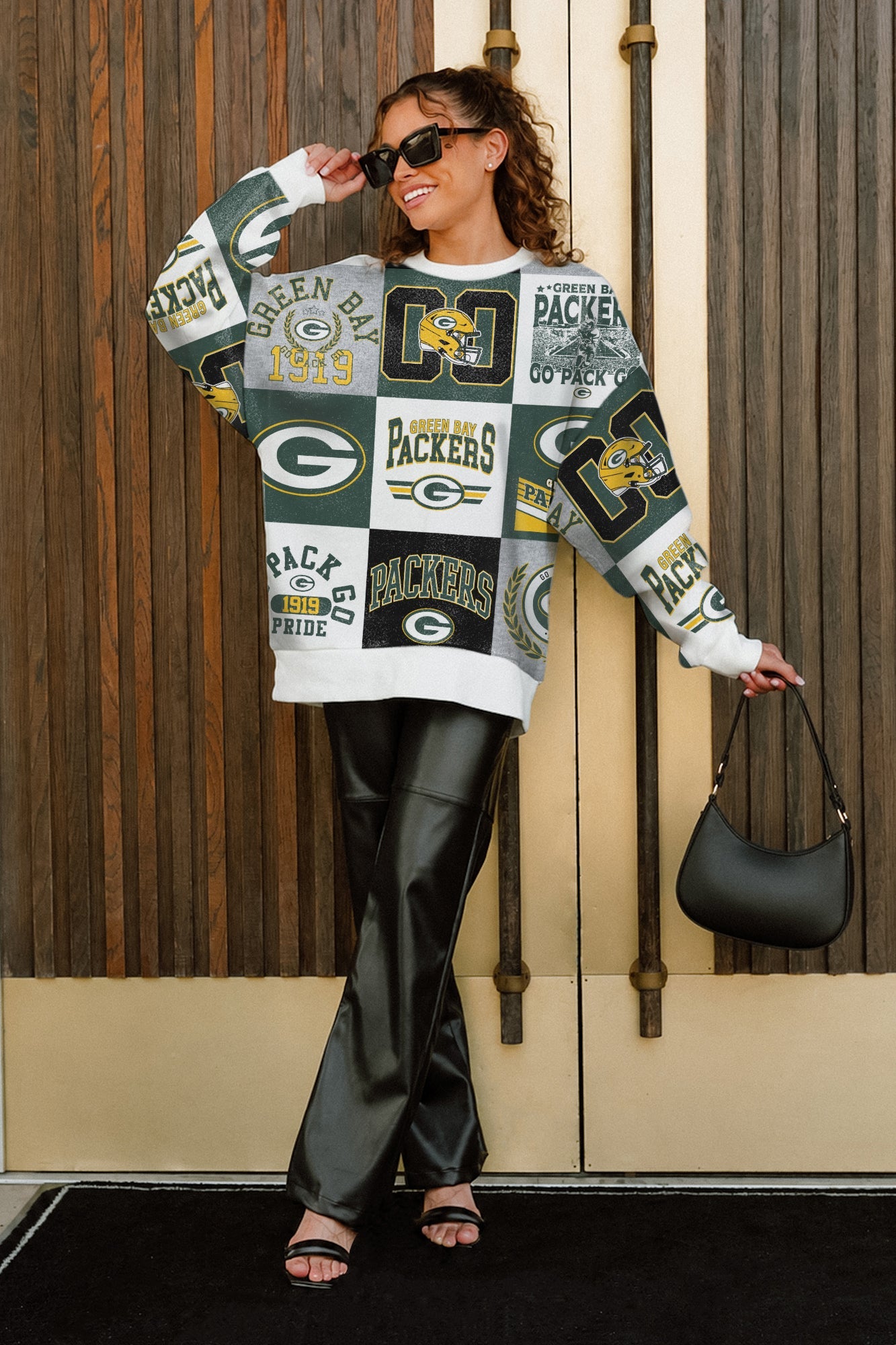 GREEN BAY PACKERS HIGHLIGHT REEL PREMIUM CREWNECK SWEATSHIRT