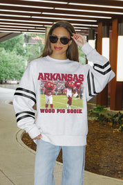 ARKANSAS RAZORBACKS OFF THE GRID STRIPE SLEEVE CREWNECK SWEATSHIRT