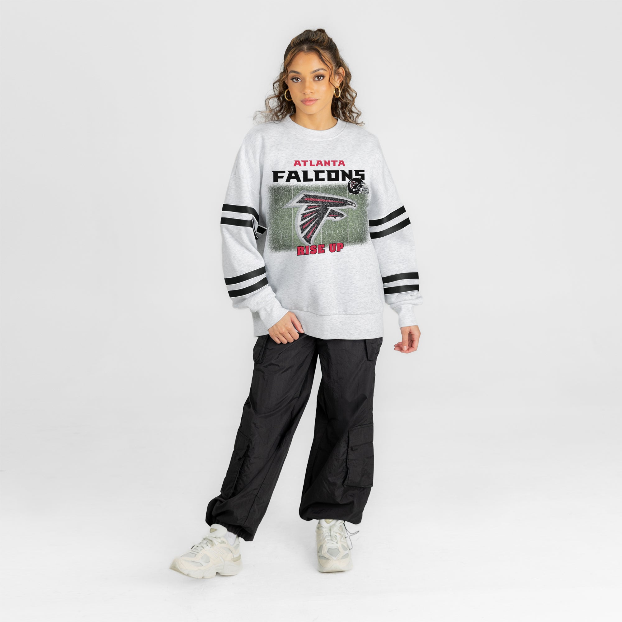 ATLANTA FALCONS OFF THE GRID STRIPE SLEEVE CREWNECK SWEATSHIRT
