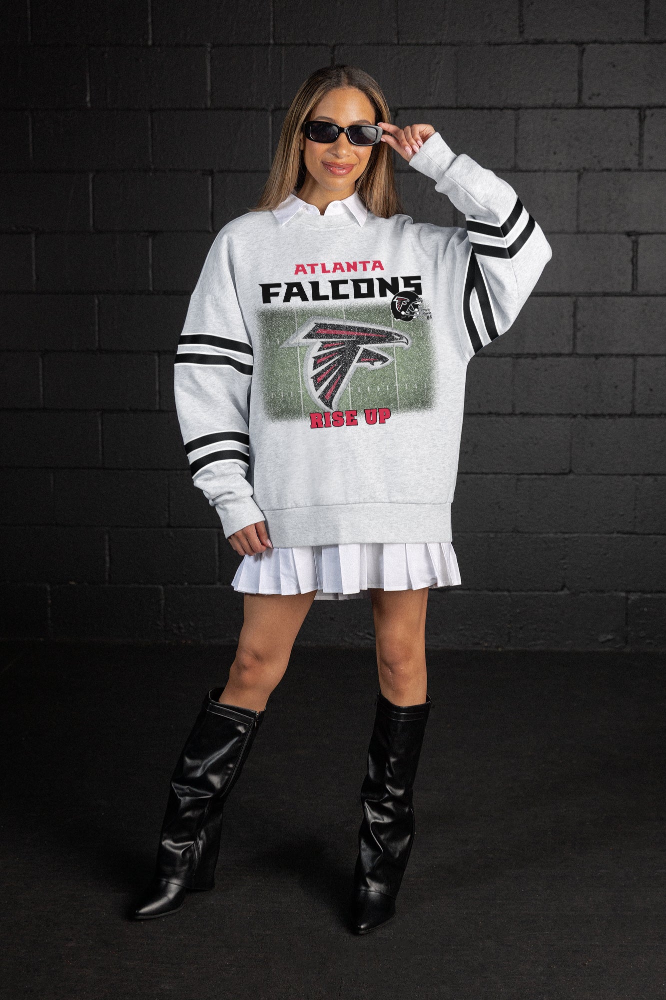 ATLANTA FALCONS OFF THE GRID STRIPE SLEEVE CREWNECK SWEATSHIRT