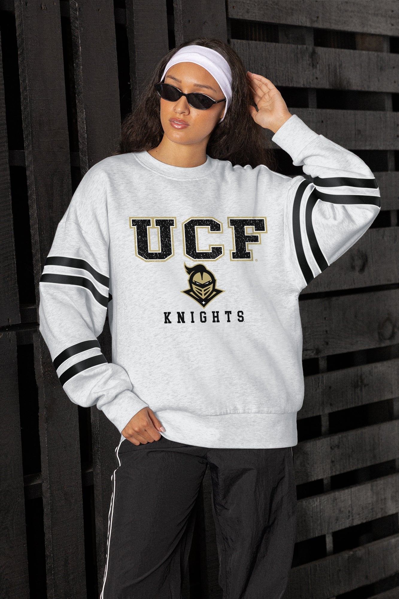 CENTRAL FLORIDA KNIGHTS STADIUM STRIPES STRIPE SLEEVE CREWNECK SWEATSHIRT