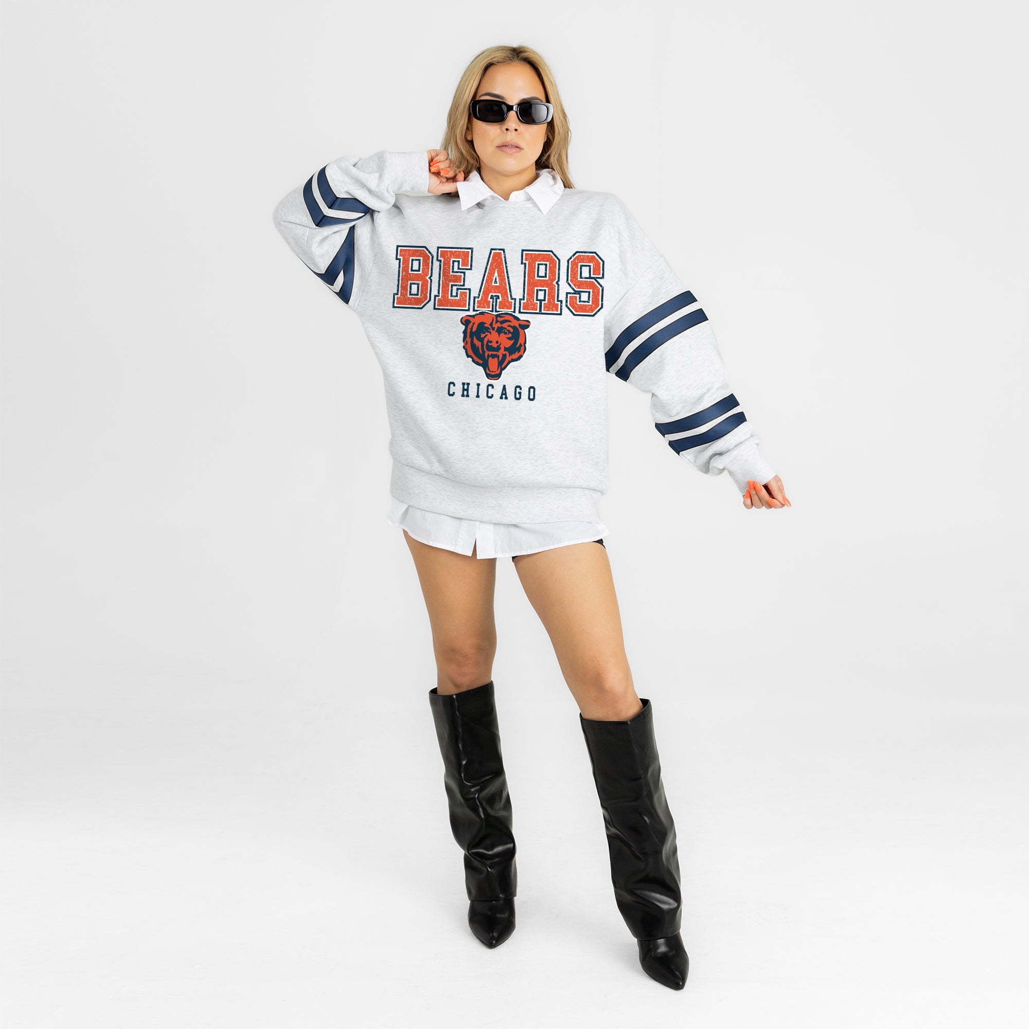 CHICAGO BEARS STADIUM STRIPES STRIPE SLEEVE CREWNECK SWEATSHIRT