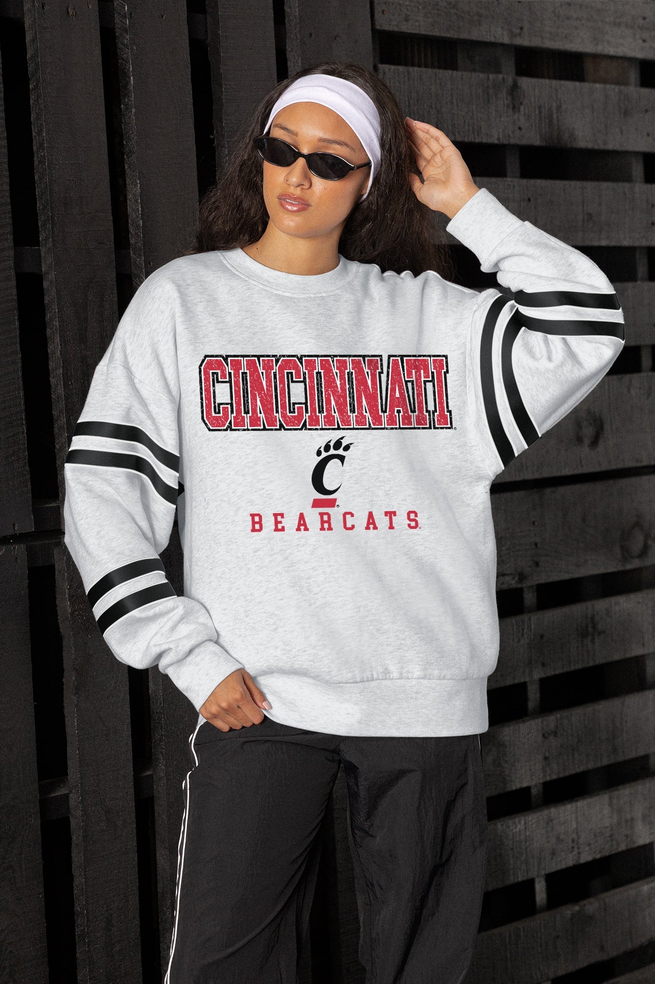 CINCINNATI BEARCATS STADIUM STRIPES STRIPE SLEEVE CREWNECK SWEATSHIRT