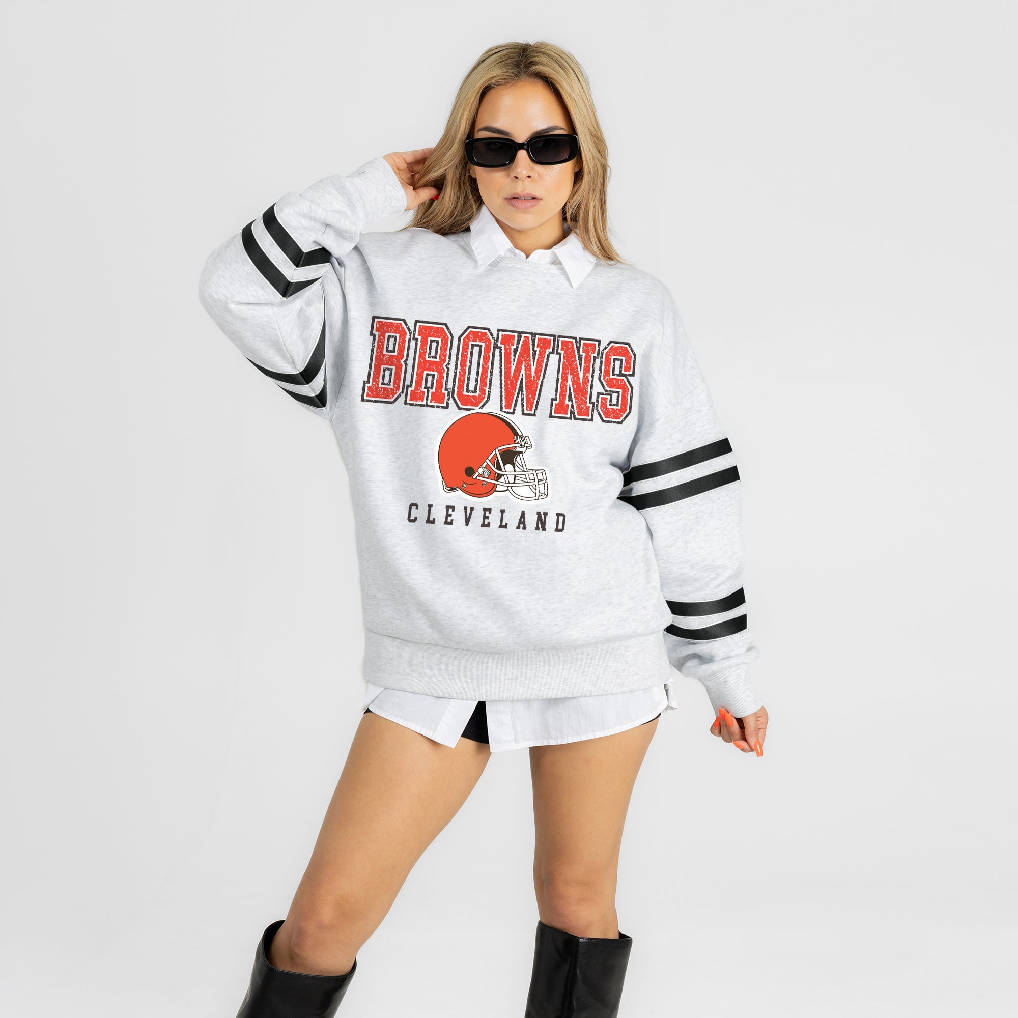 CLEVELAND BROWNS STADIUM STRIPES STRIPE SLEEVE CREWNECK SWEATSHIRT