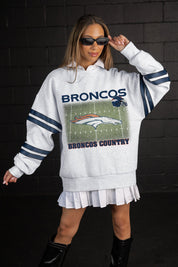 DENVER BRONCOS OFF THE GRID STRIPE SLEEVE CREWNECK SWEATSHIRT