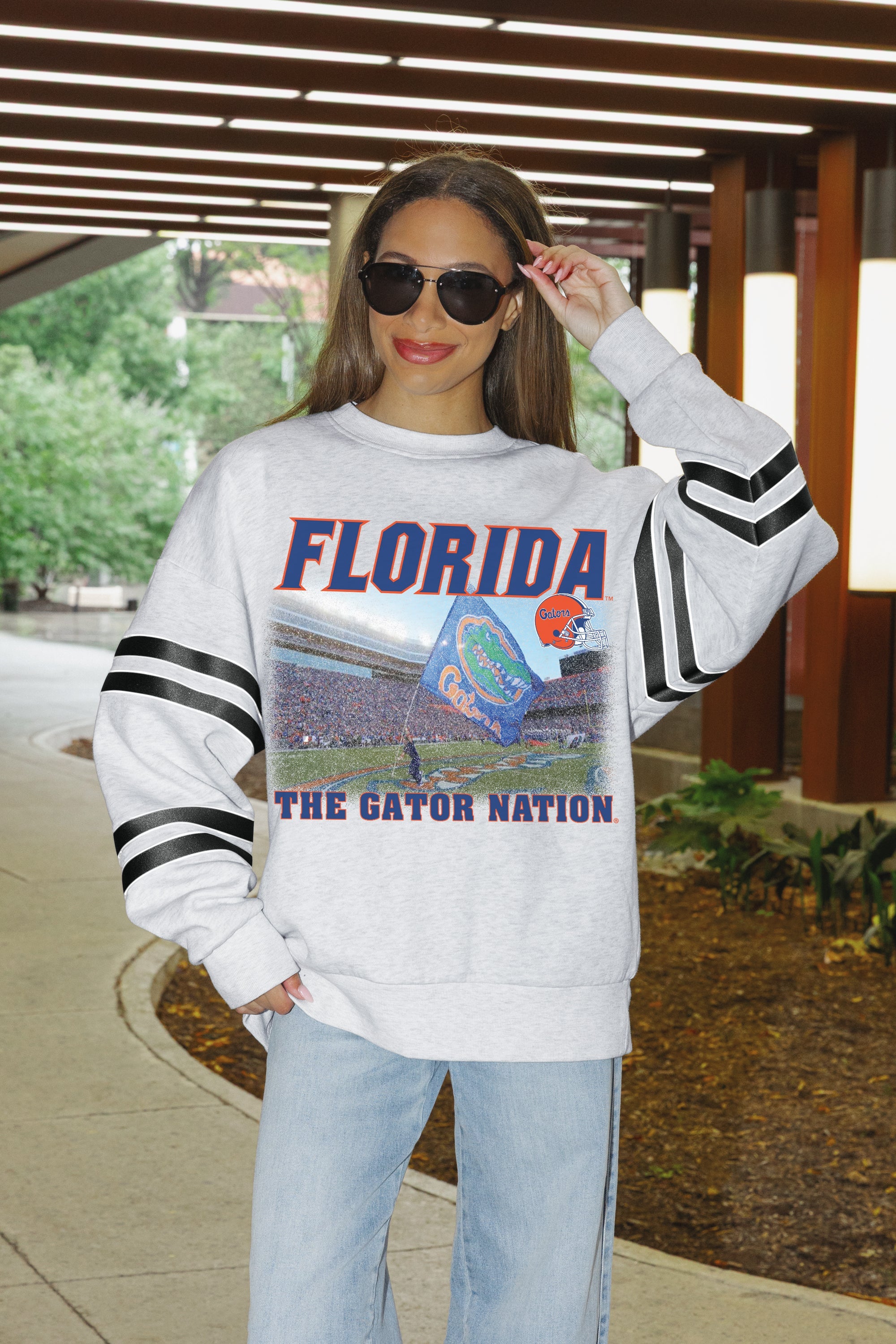 FLORIDA GATORS OFF THE GRID STRIPE SLEEVE CREWNECK SWEATSHIRT
