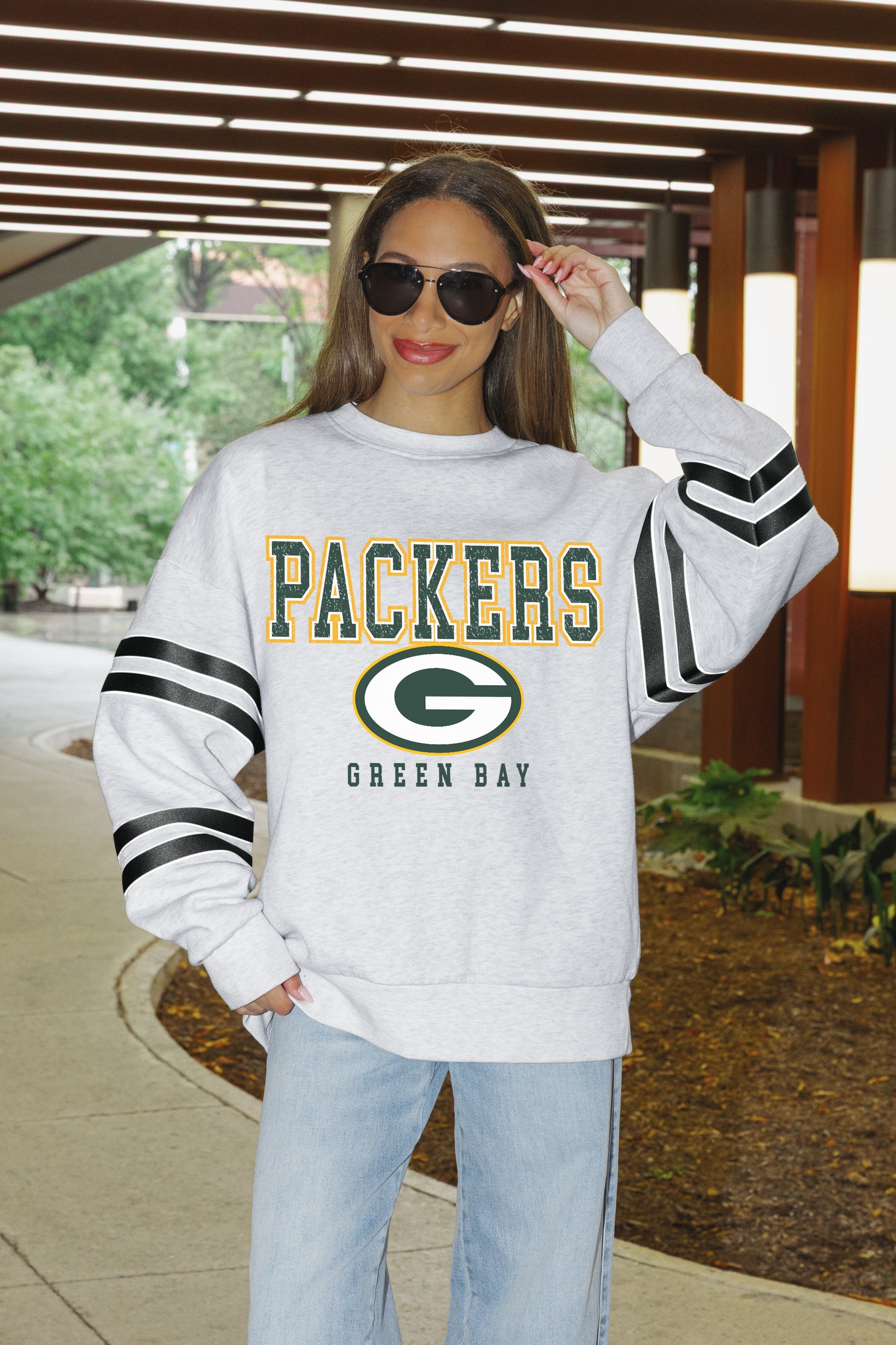 GREEN BAY PACKERS STADIUM STRIPES STRIPE SLEEVE CREWNECK SWEATSHIRT